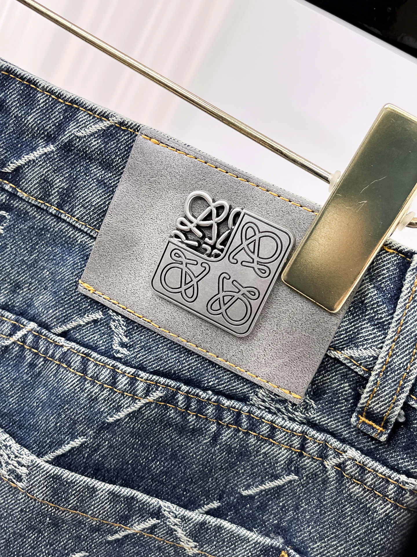 Джинсы Мужские Loewe 18499639