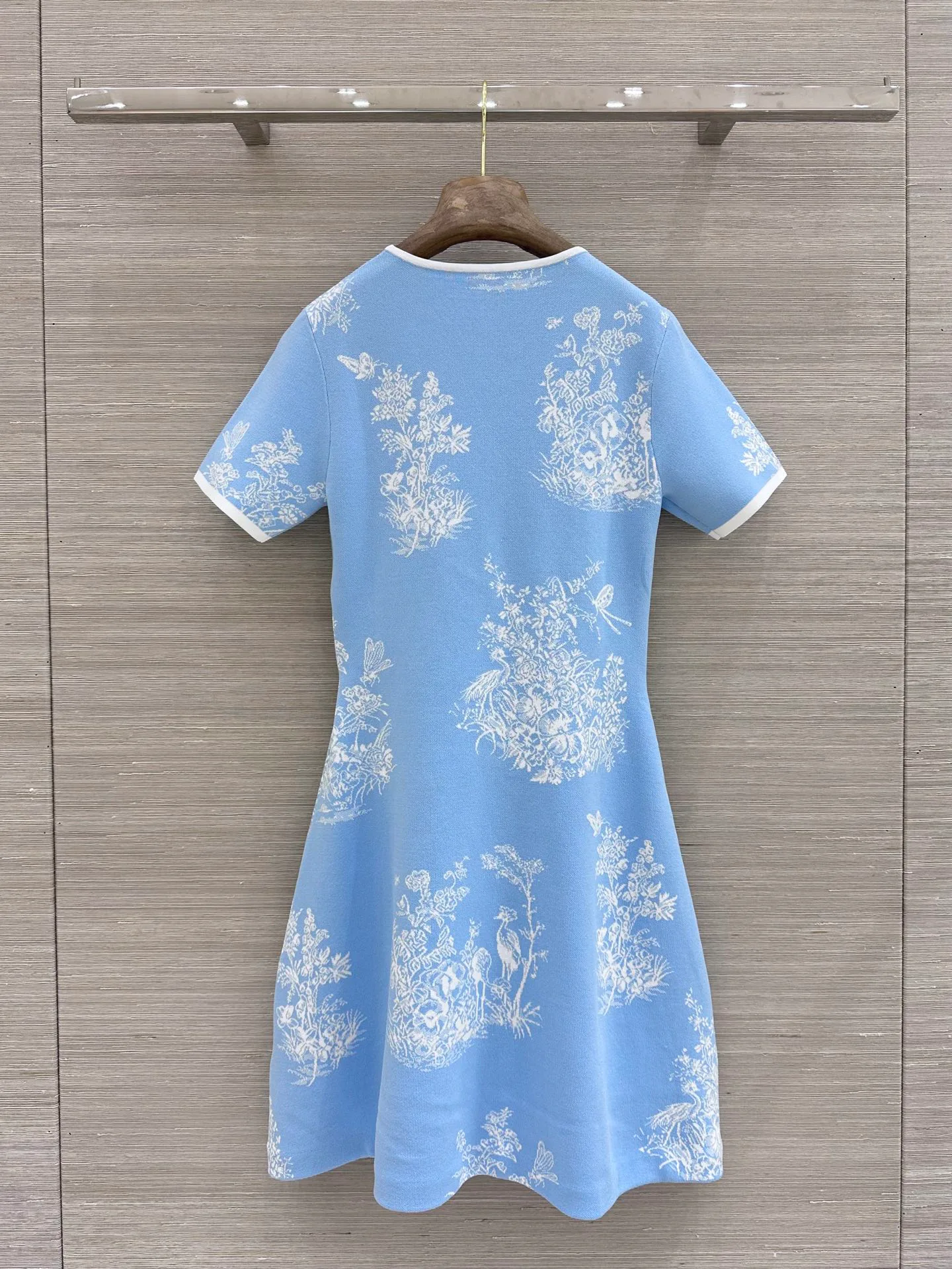 Платья Женские Christian Dior 17354249