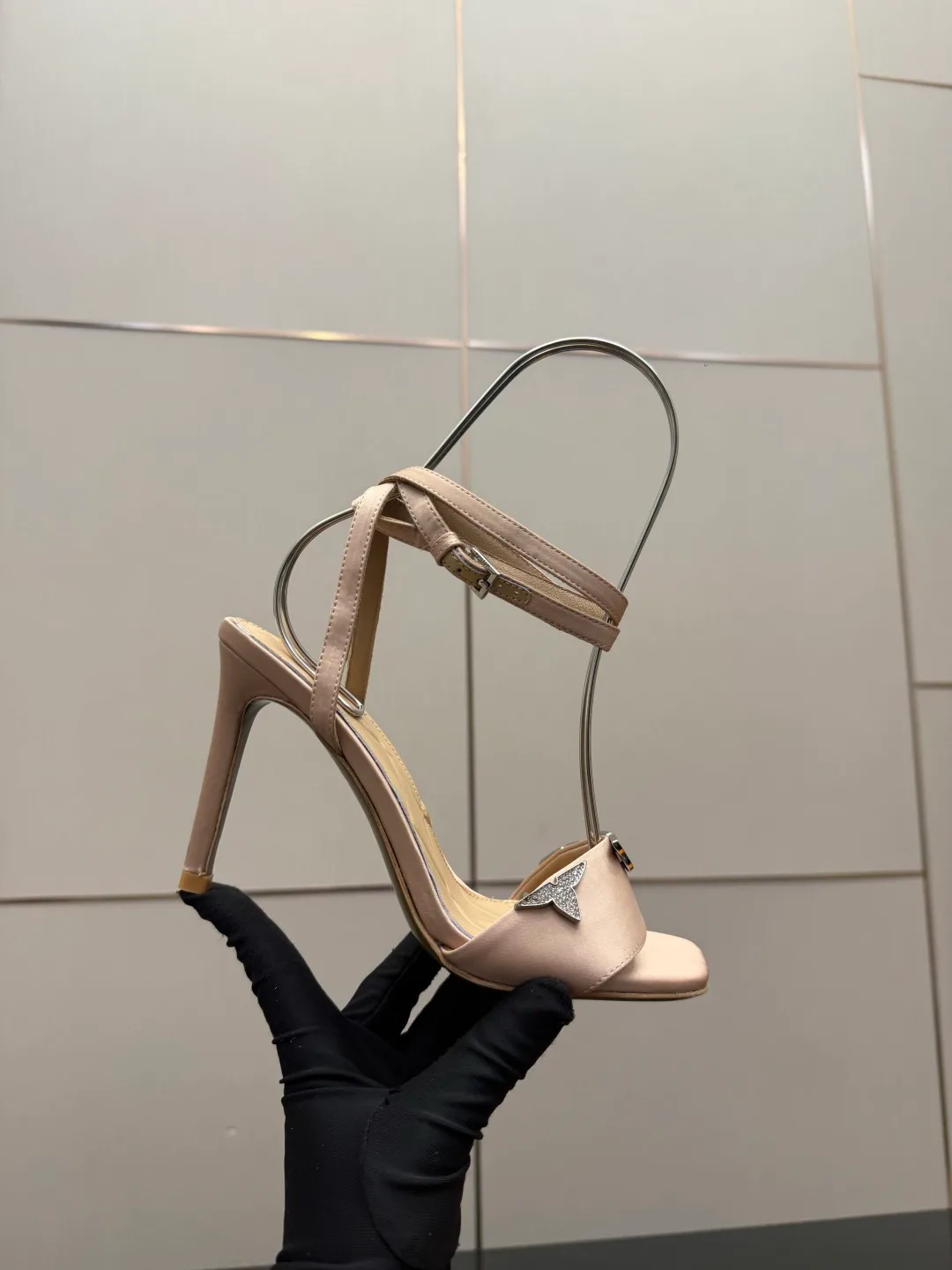 Босоножки Женские Louis Vuitton 5052037