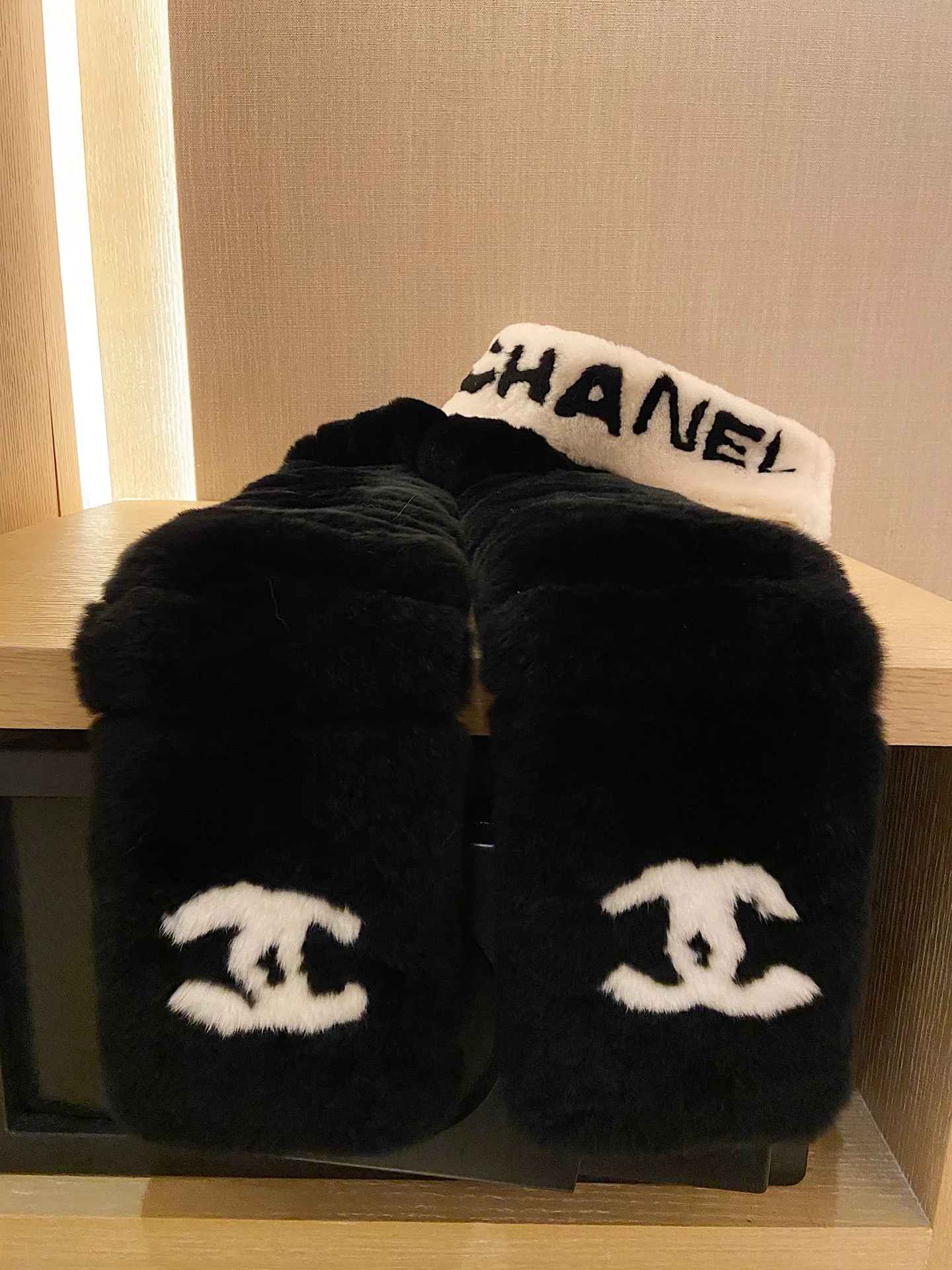 Перчатки Chanel 767389