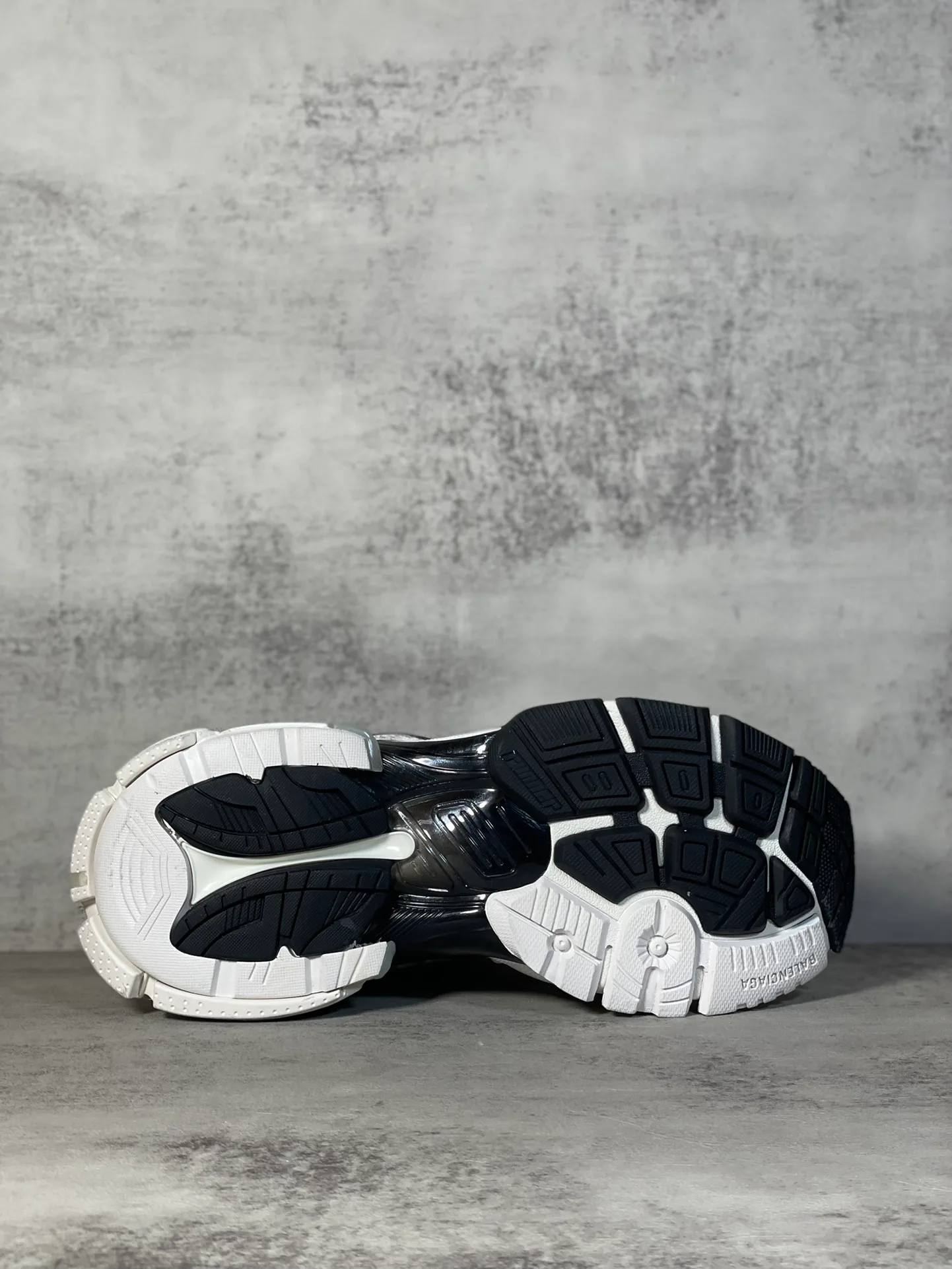 Кроссовки Женские Balenciaga 466914