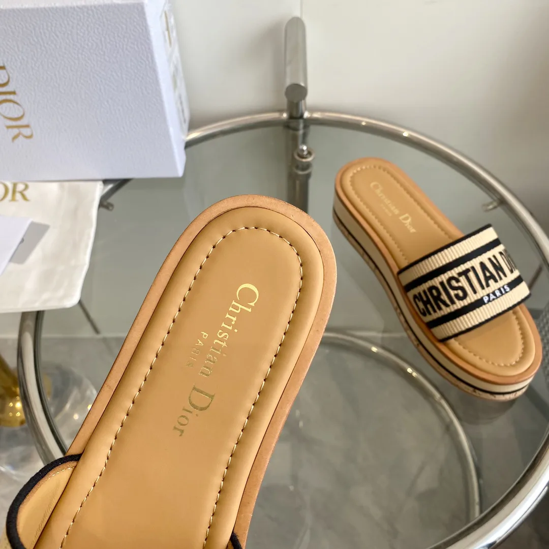 Шлепанцы Женские Christian Dior 17084