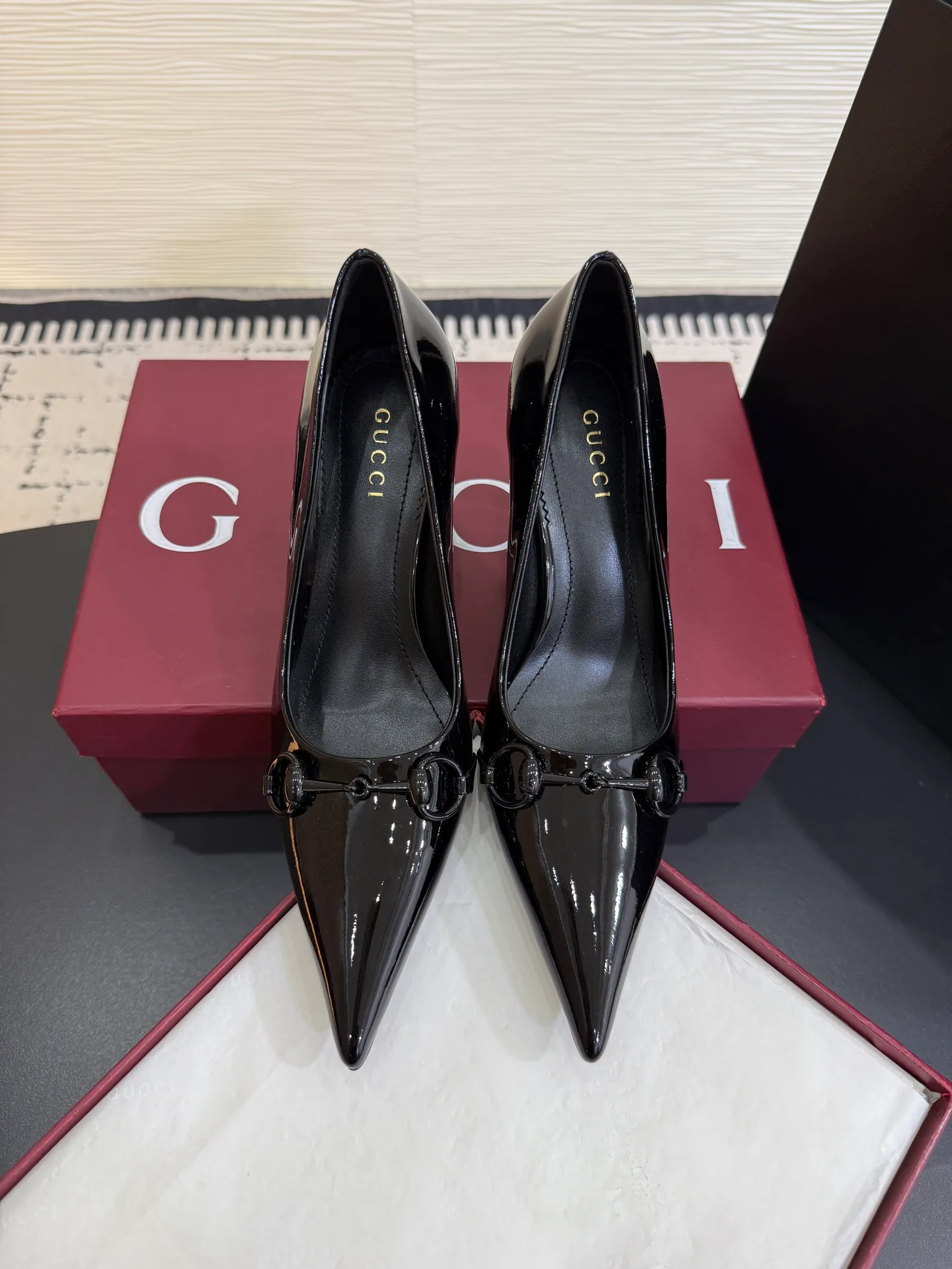 Туфли Женские Gucci 18444612
