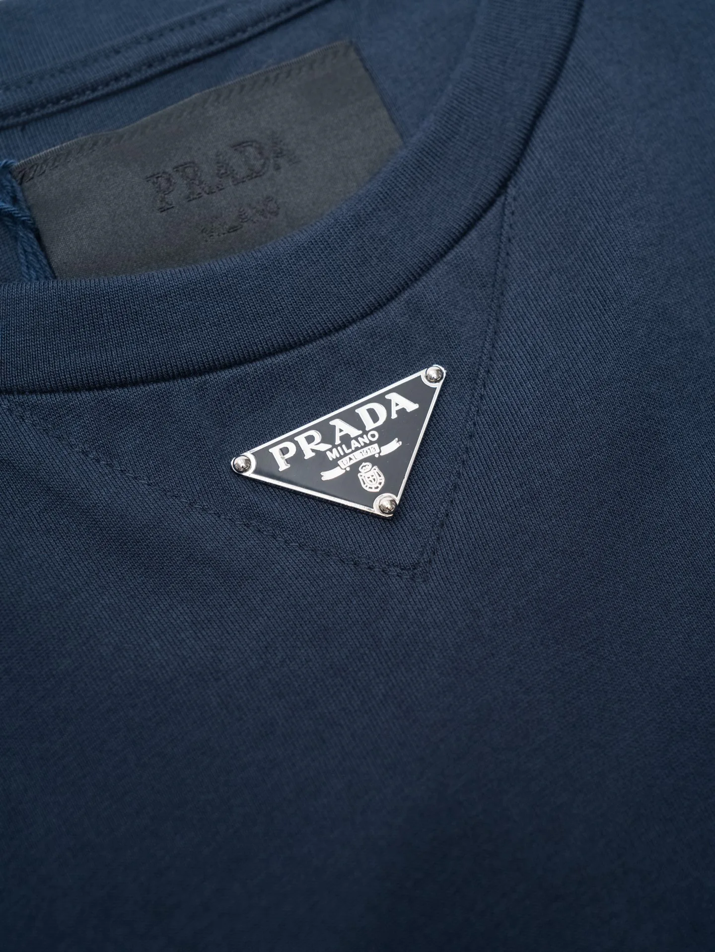 Футболки Женские Prada 11054624