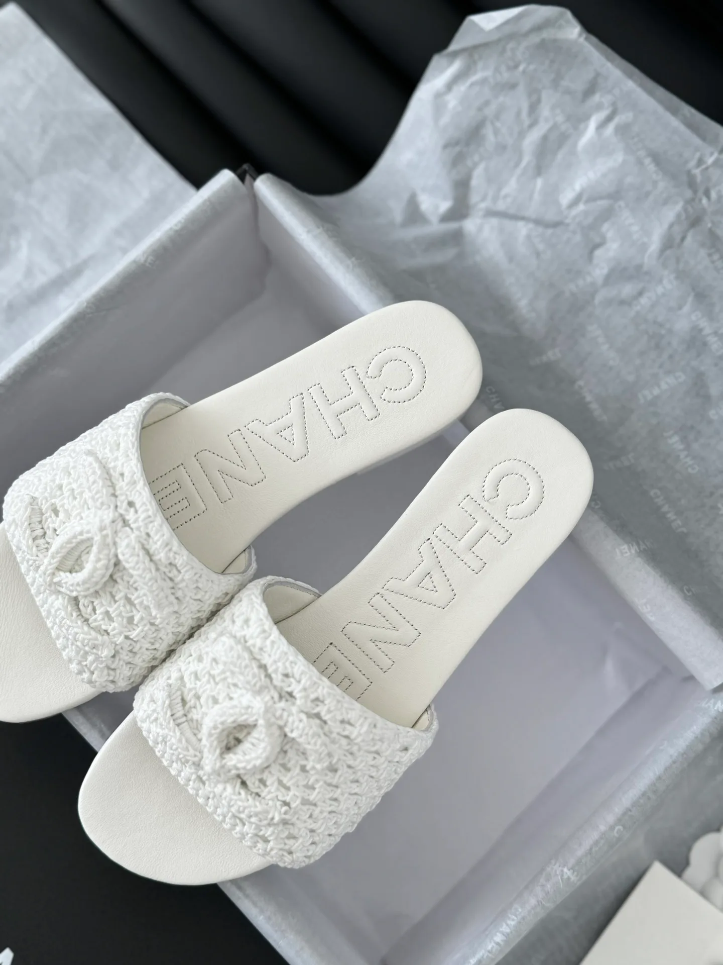 Шлепанцы Женские Chanel 11498146