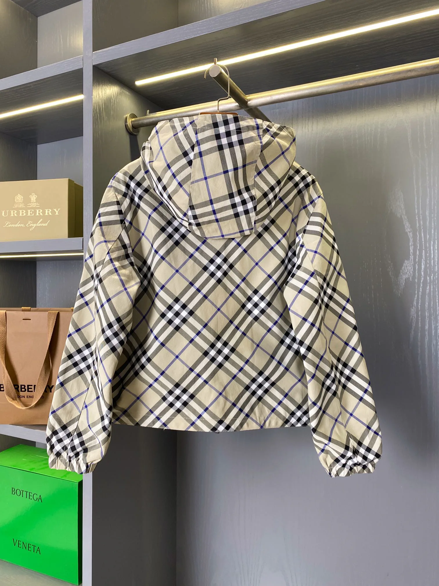 Куртки И Пуховики Мужские Burberry 13432887