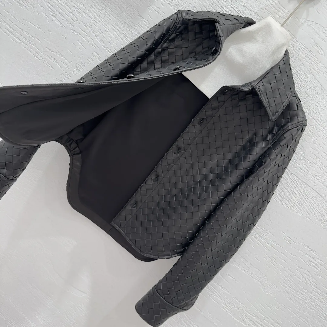 Кожаные Куртки И Дублёнки Женские Bottega Veneta 13557786