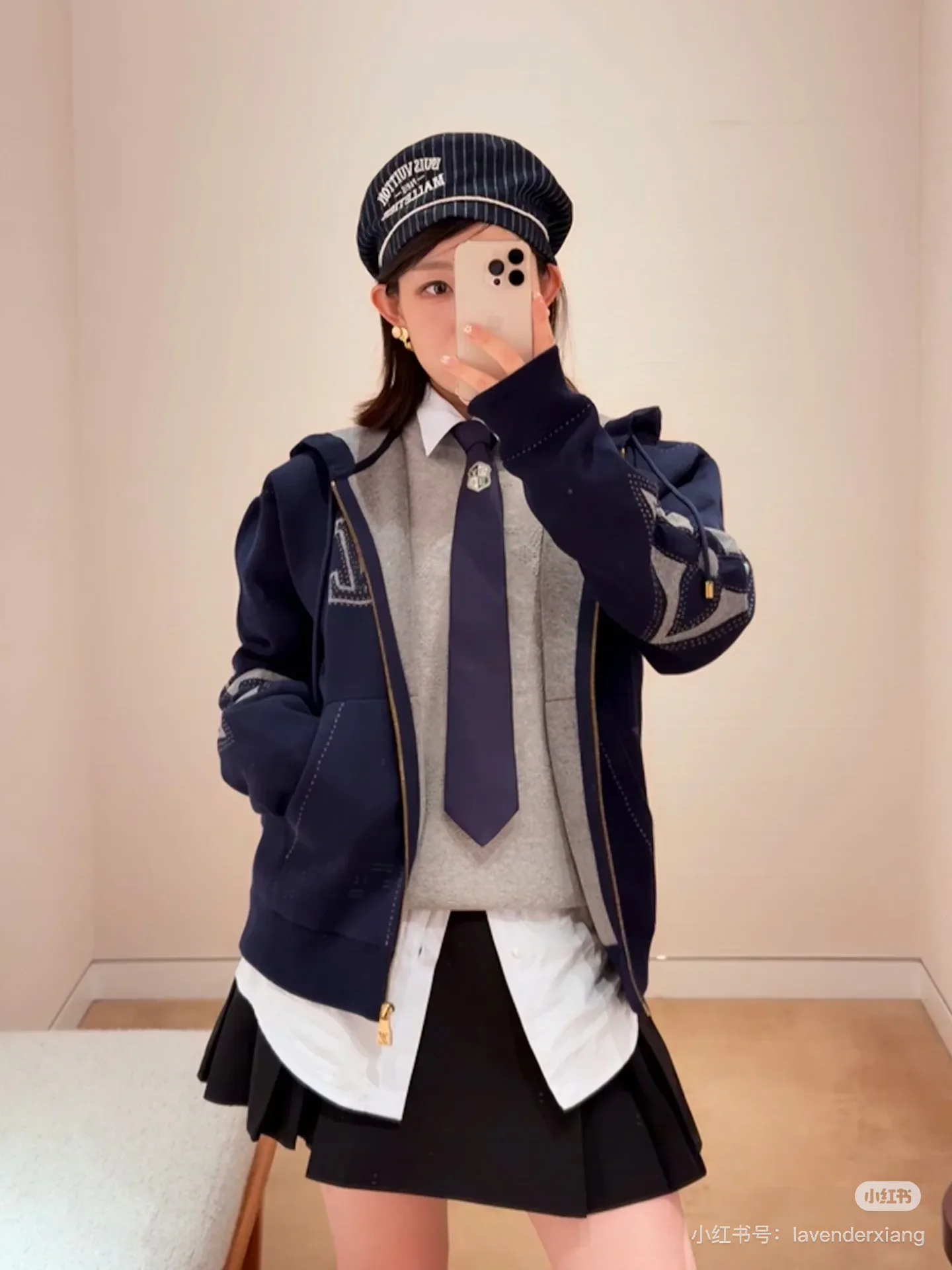 Куртки И Пуховики Женские Louis Vuitton 196334