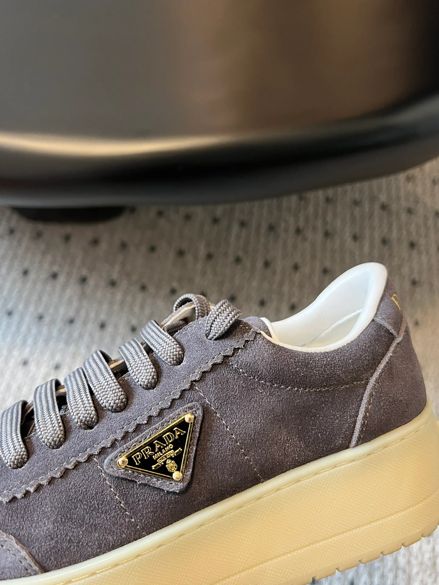 Кроссовки Женские Prada 10469