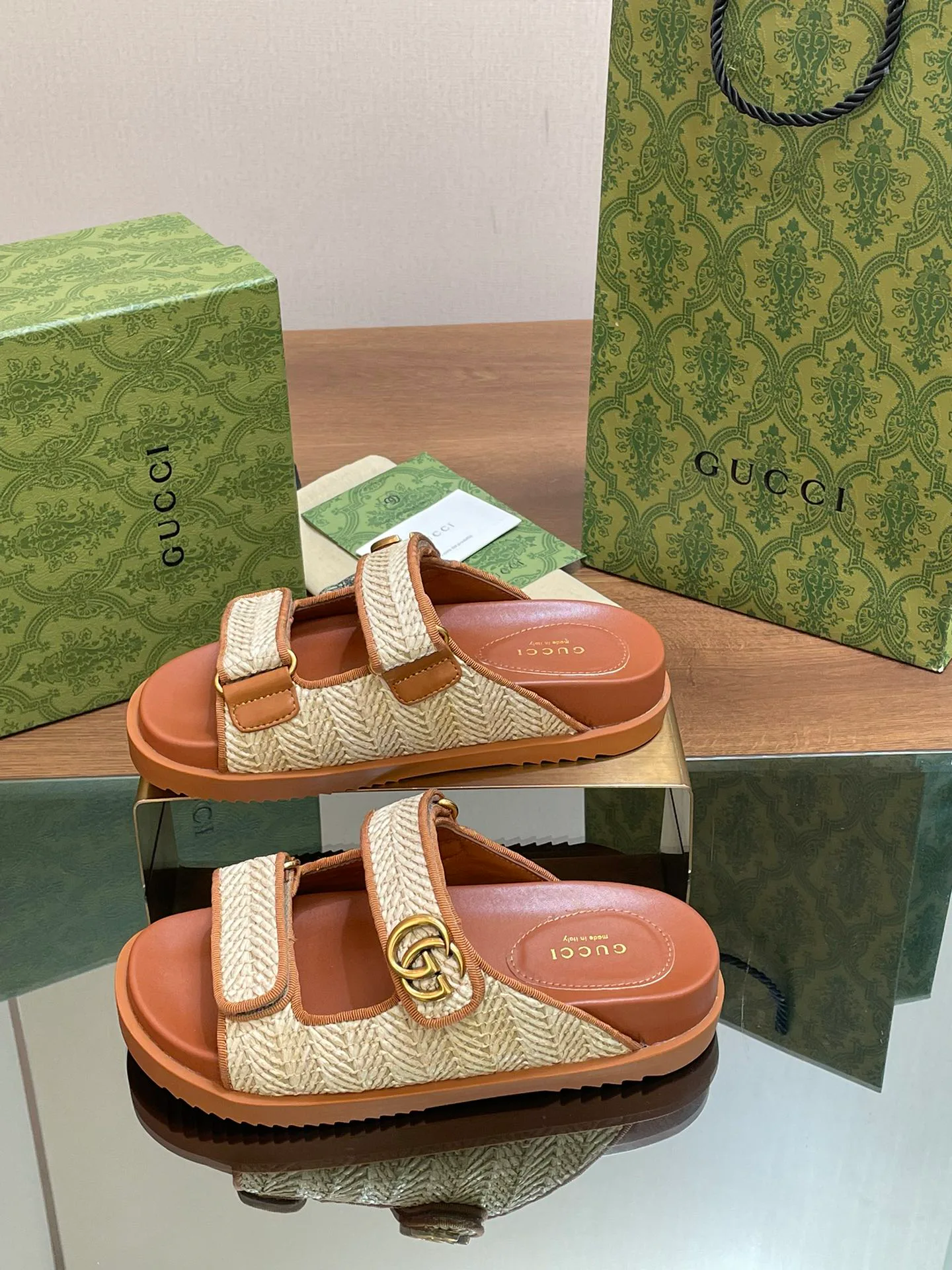 Шлепанцы Женские Gucci 21081