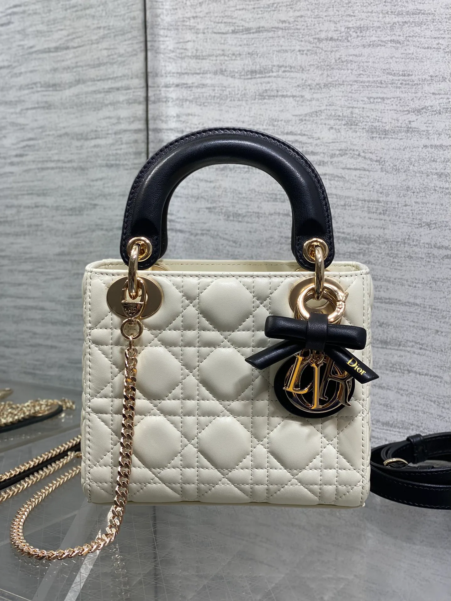 Классические Сумки Женские Christian Dior 12189486