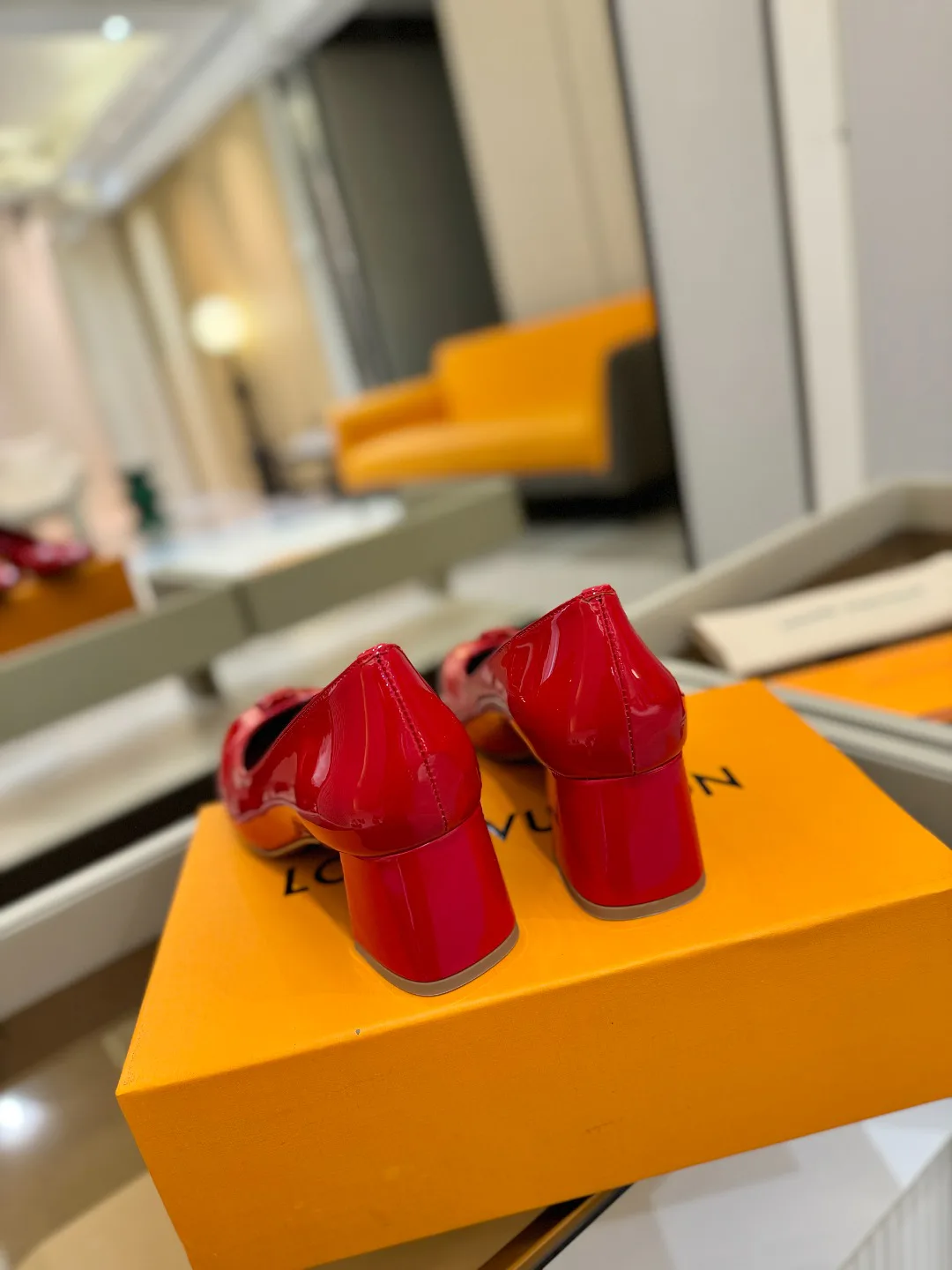 Туфли Женские Louis Vuitton 35872