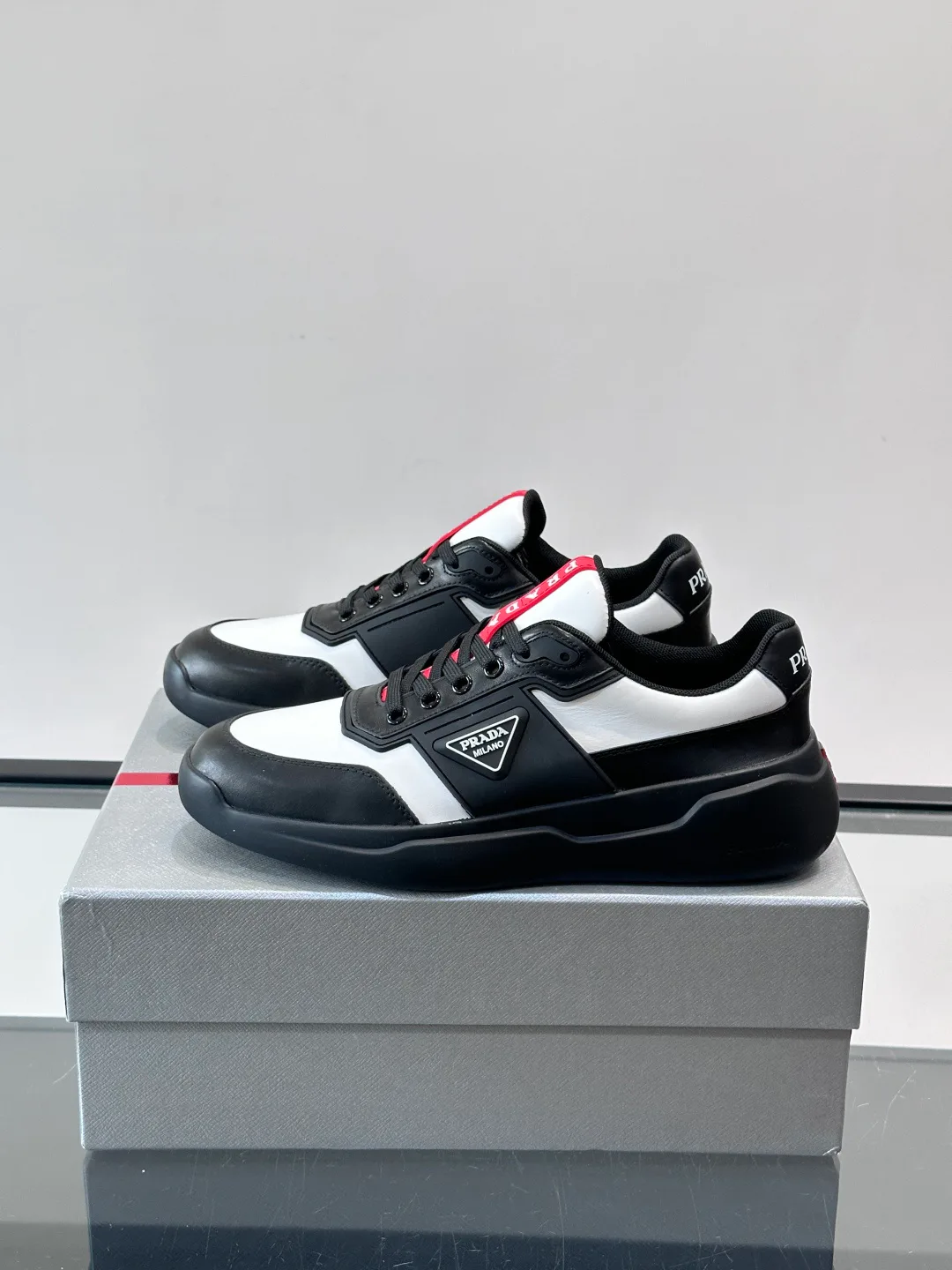 Кроссовки Мужские Prada 11533562