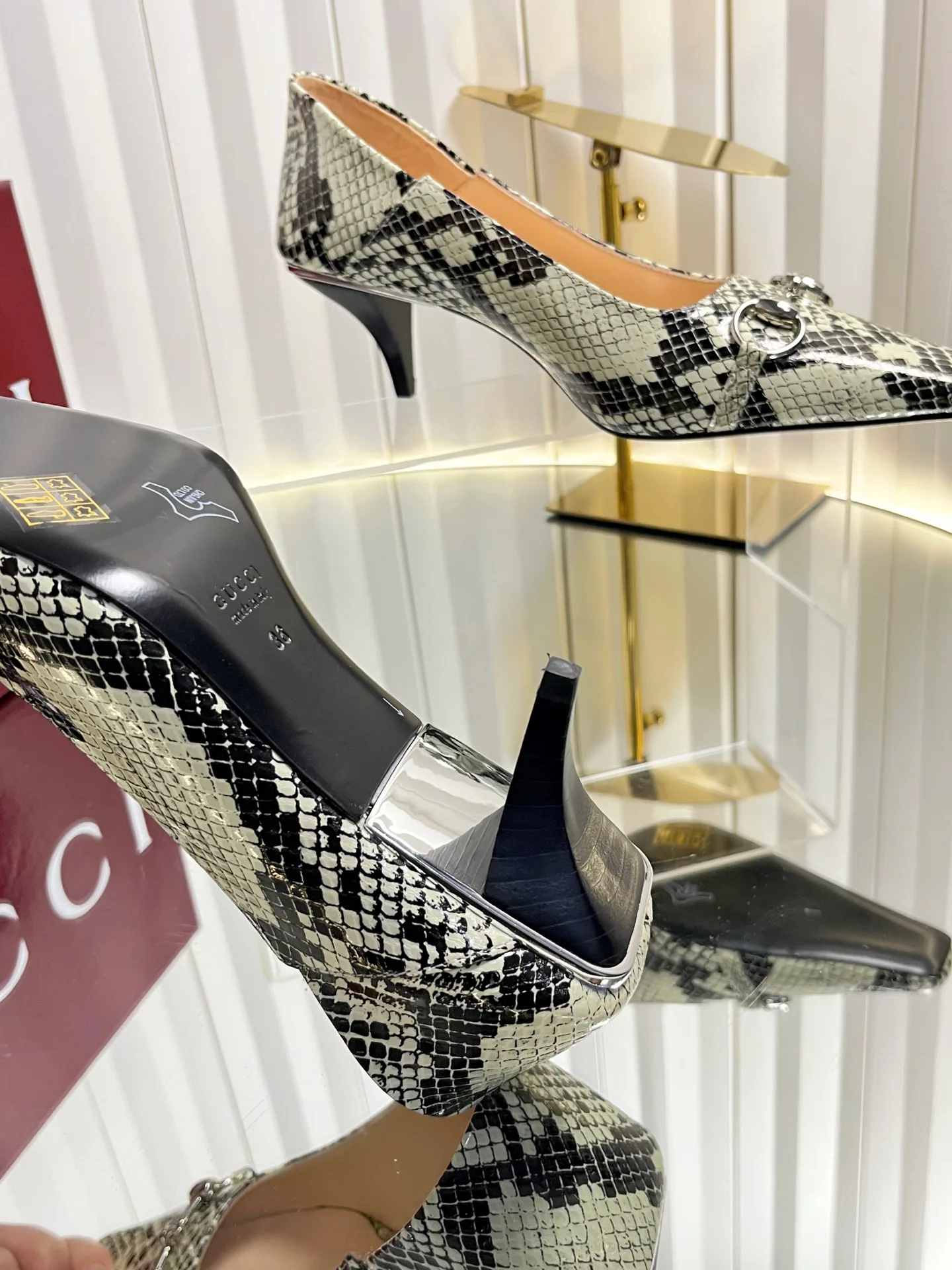 Туфли Женские Gucci 19484576