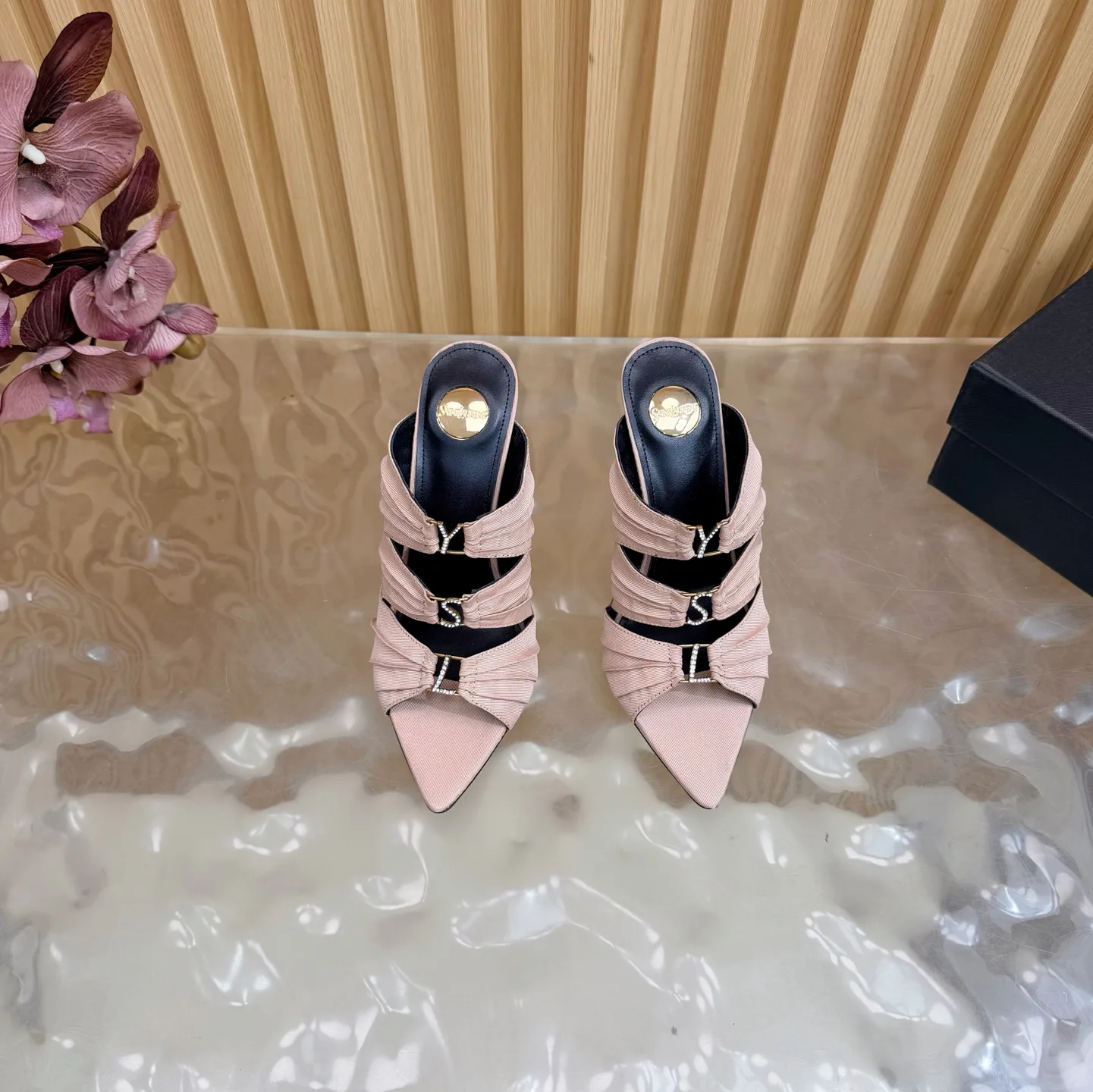 Босоножки Женские Saint Laurent 11660374