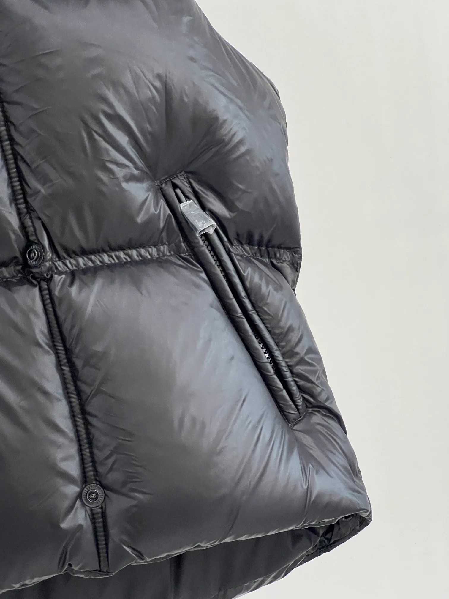 Жилеты Женские Moncler 18416169