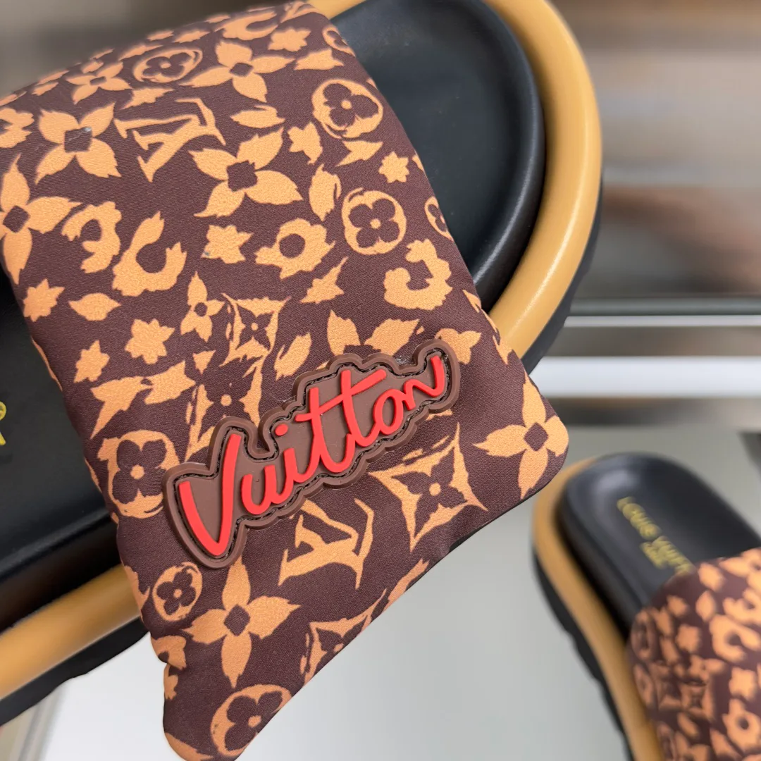 Шлепанцы Женские Louis Vuitton 11651027