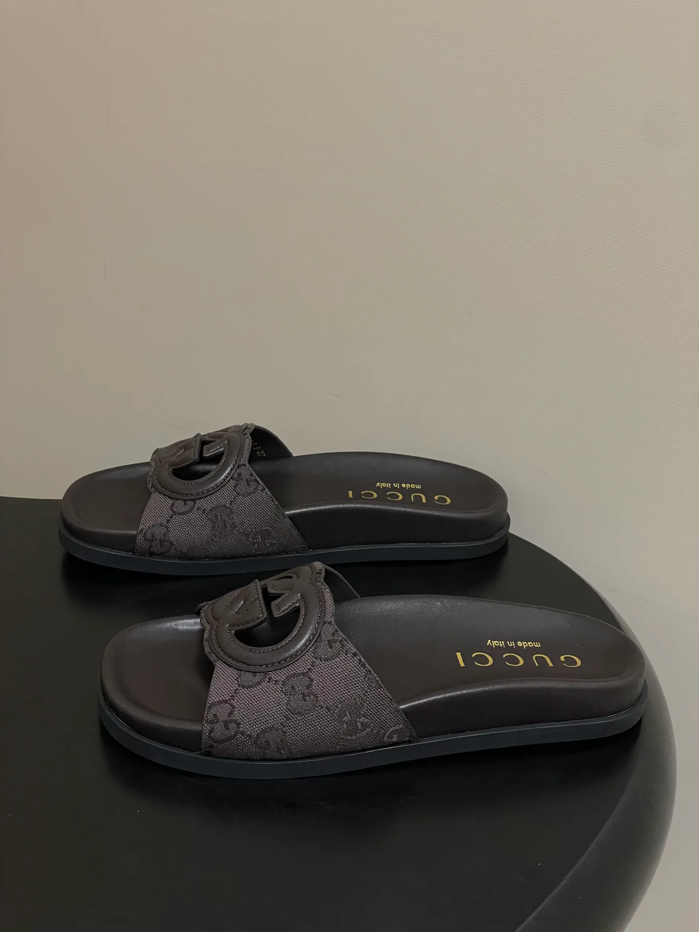 Шлепанцы Женские Gucci 11886520