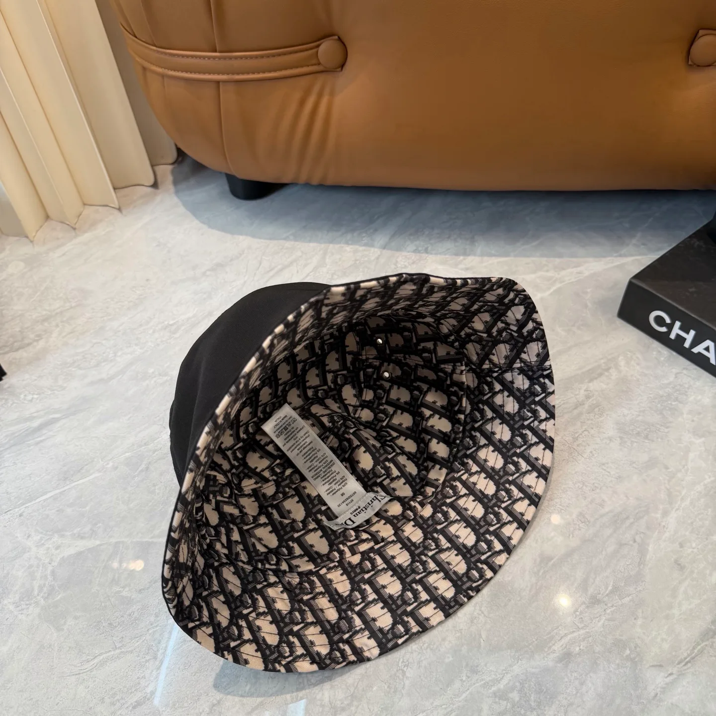 Головные Уборы Christian Dior 13294362