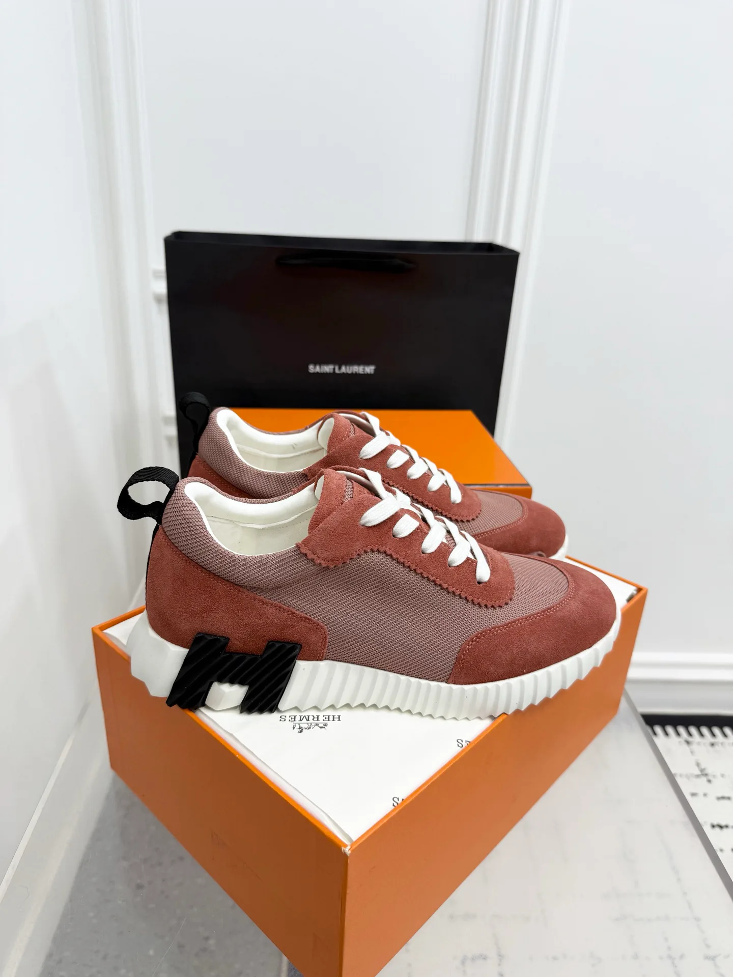 Кроссовки Женские Hermes 811885