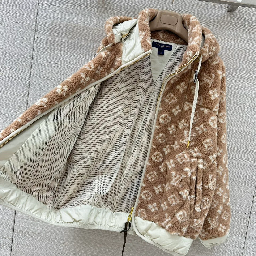 Куртки Женские Louis Vuitton 707247