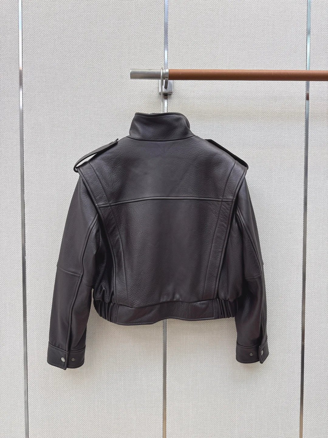 Кожаные Куртки И Дублёнки Женские Saint Laurent 18094456