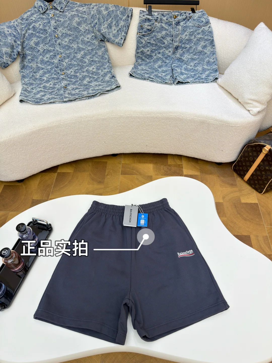 Шорты Мужские Balenciaga 13187689
