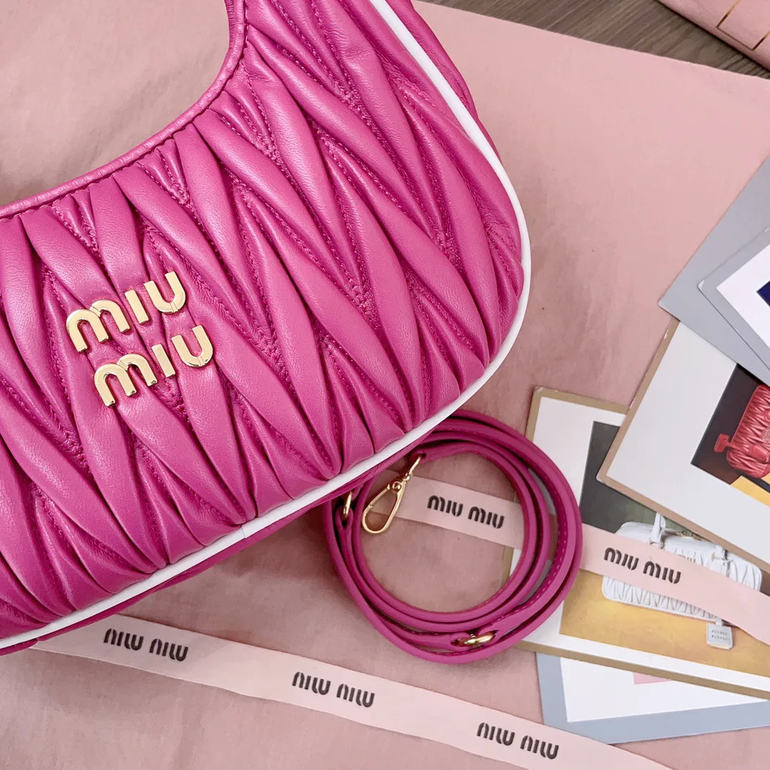 Классические Сумки Женские Miu Miu 17542202