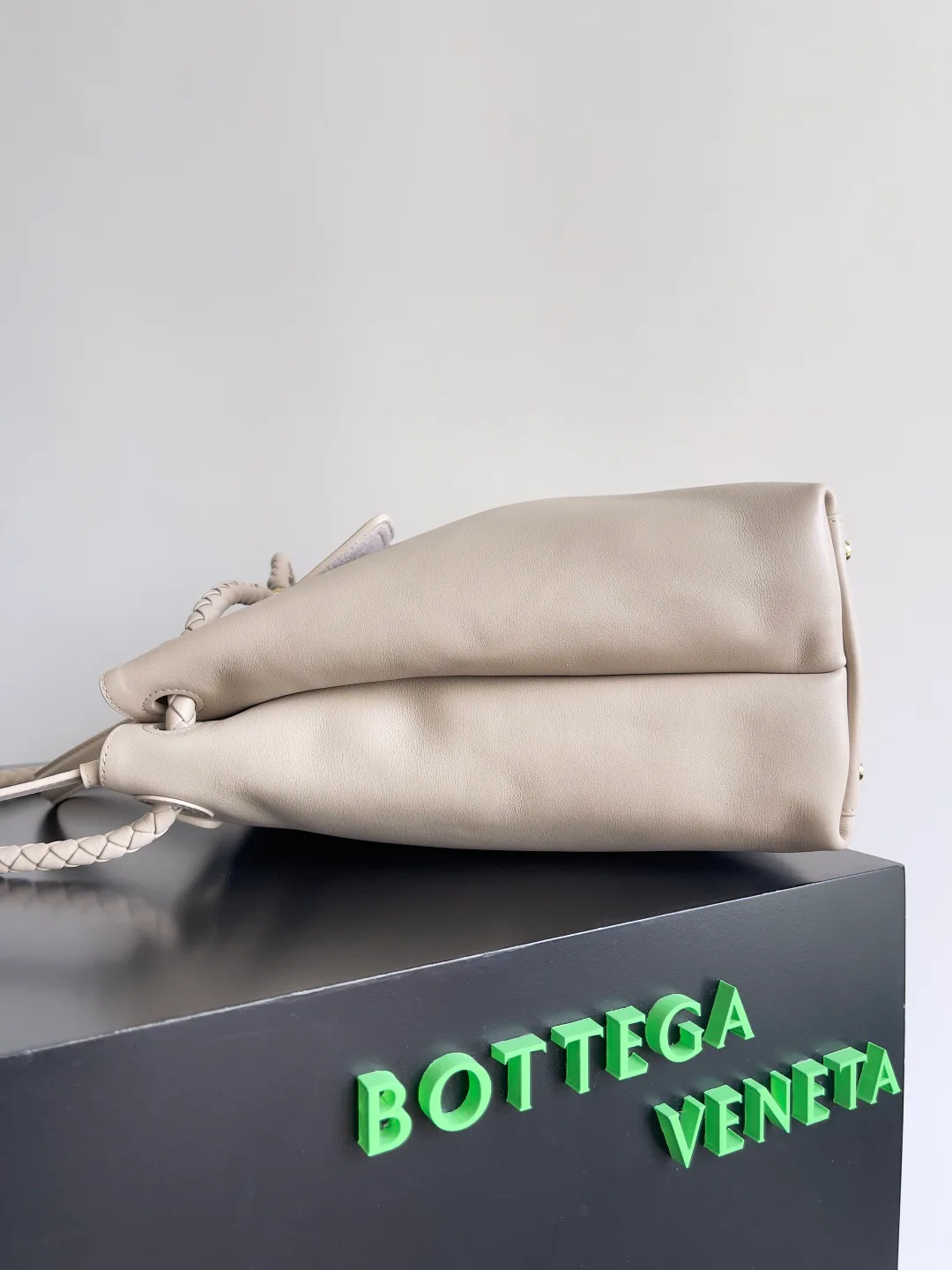 Классические Сумки Женские Bottega Veneta 16878938