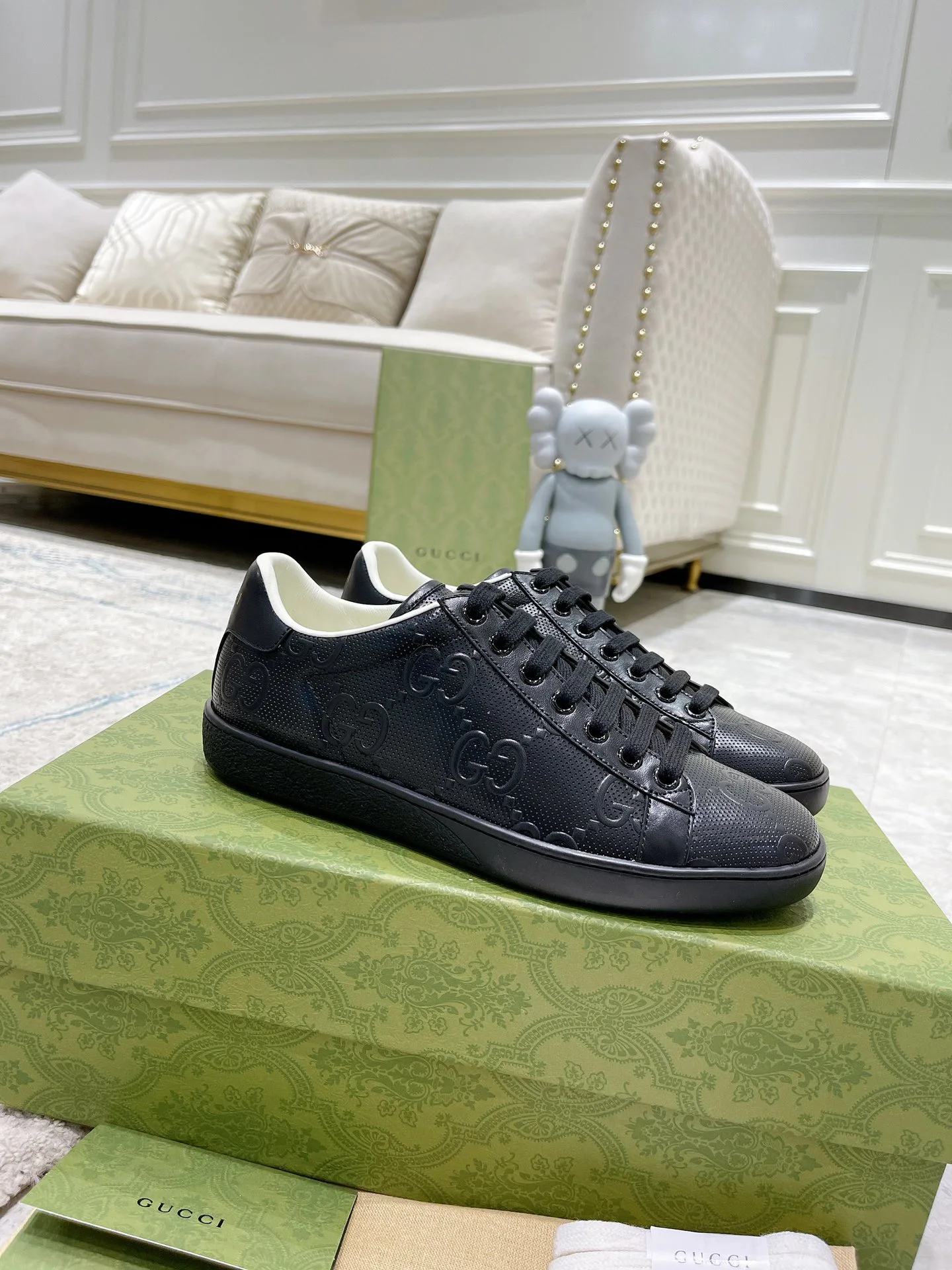 Кроссовки Женские Gucci 17620461