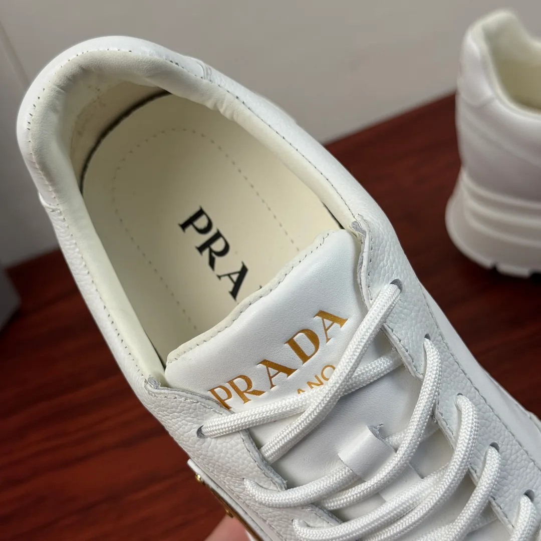 Кроссовки Мужские Prada 18230790
