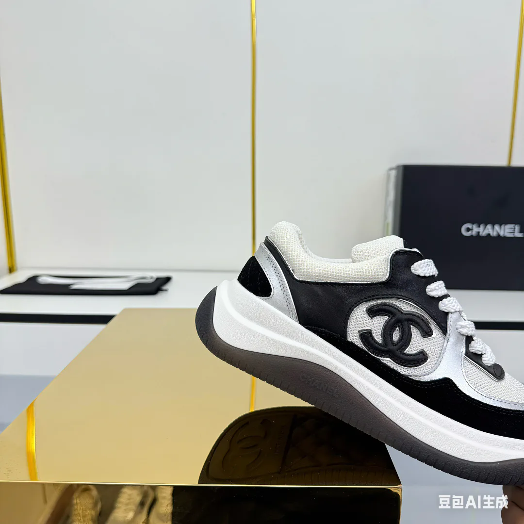 Кроссовки Женские Chanel 4502745