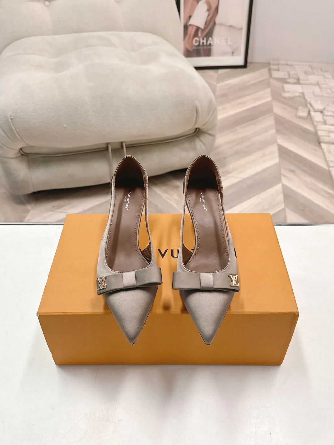 Туфли Женские Louis Vuitton 17578120