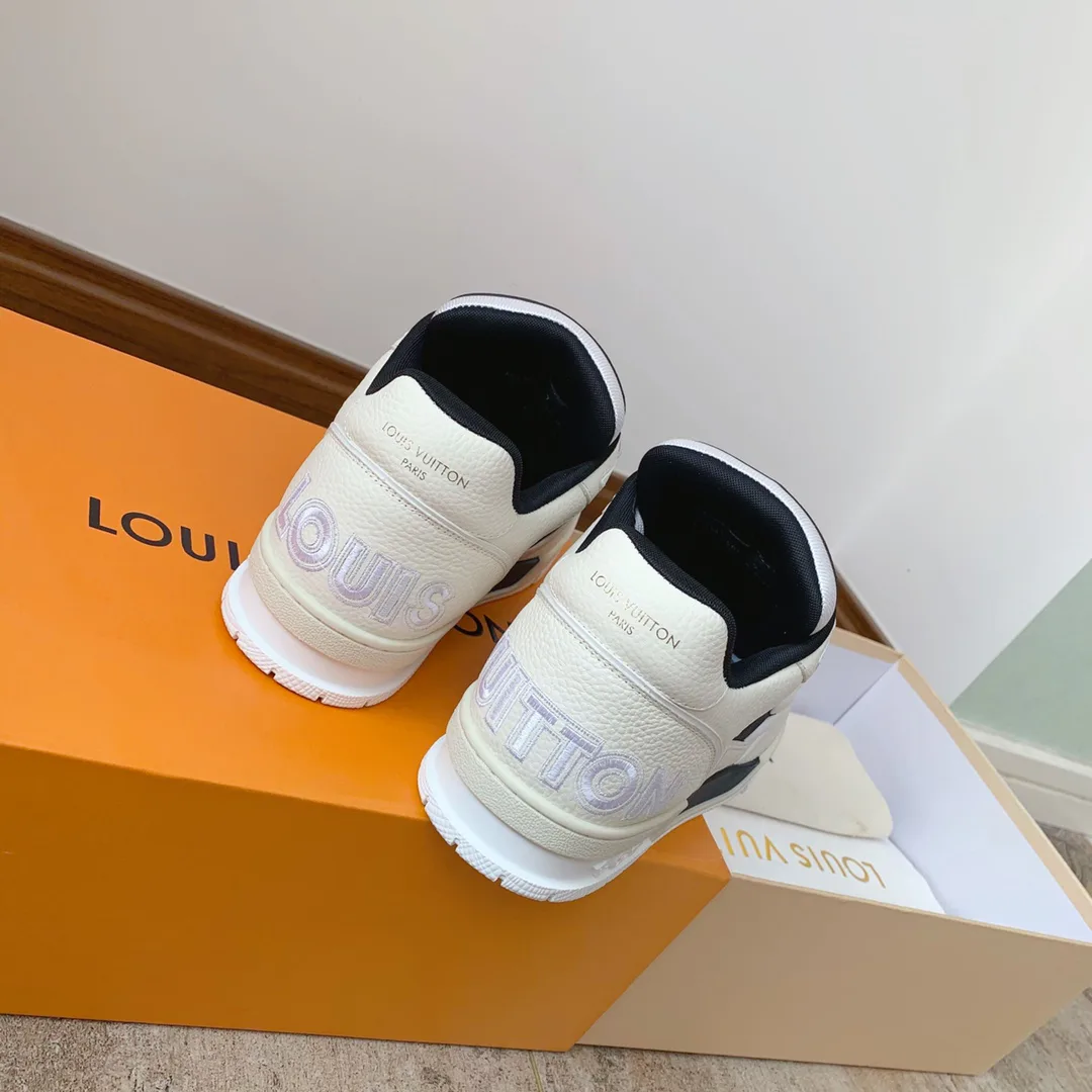 Кроссовки Женские Louis Vuitton 10234408