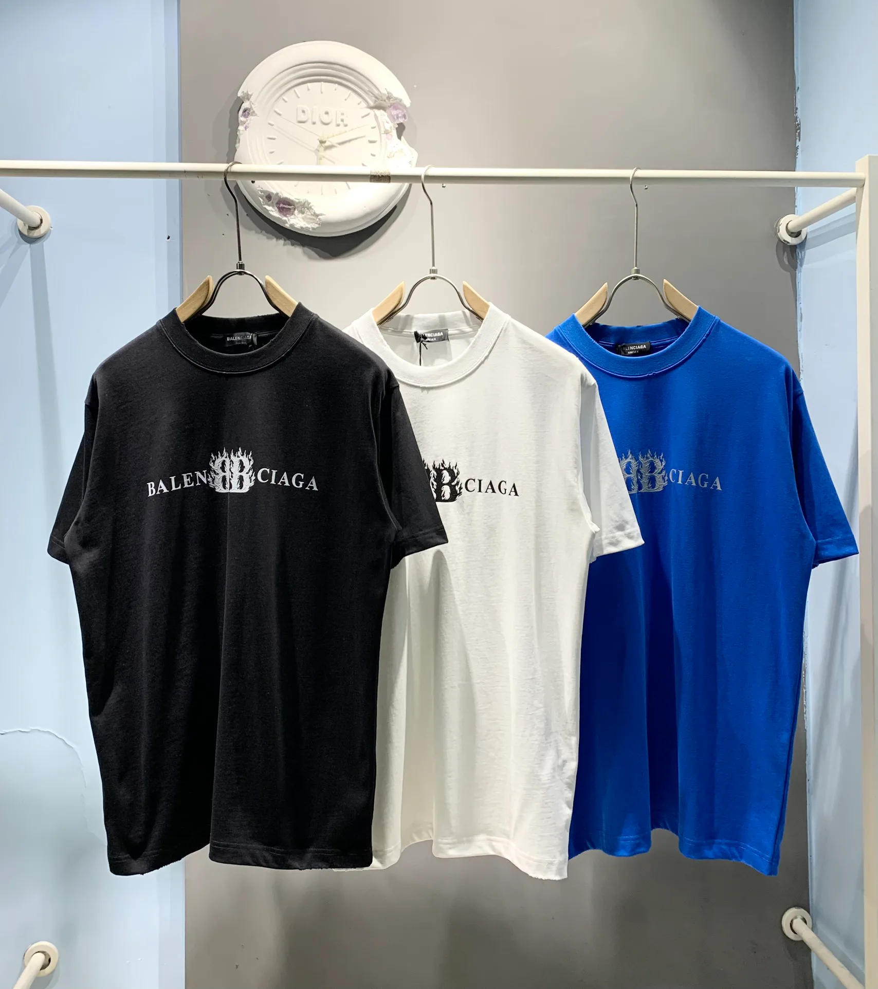 Футболки Женские Balenciaga