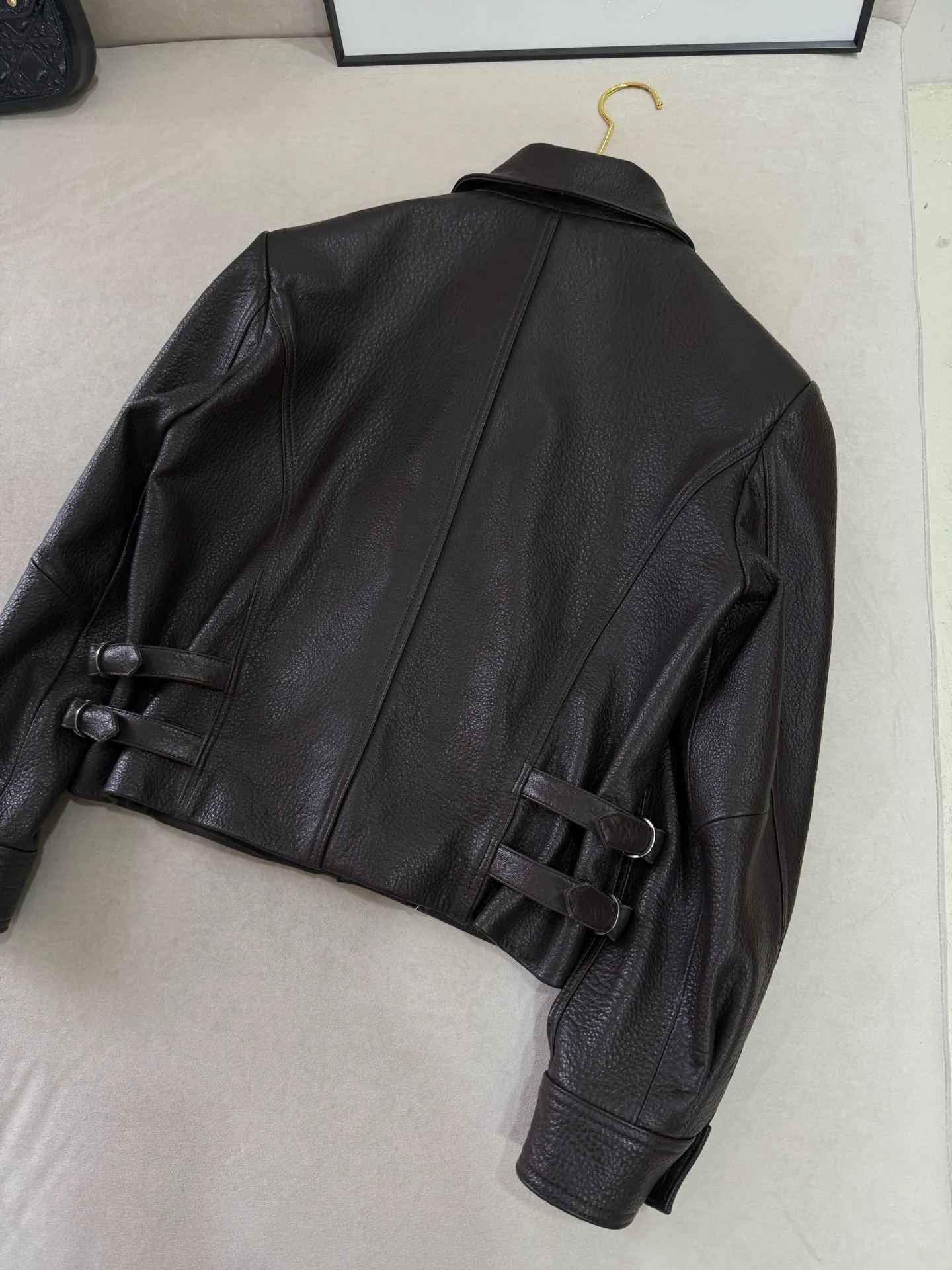 Кожаные Куртки И Дублёнки Женские Saint Laurent 18259824