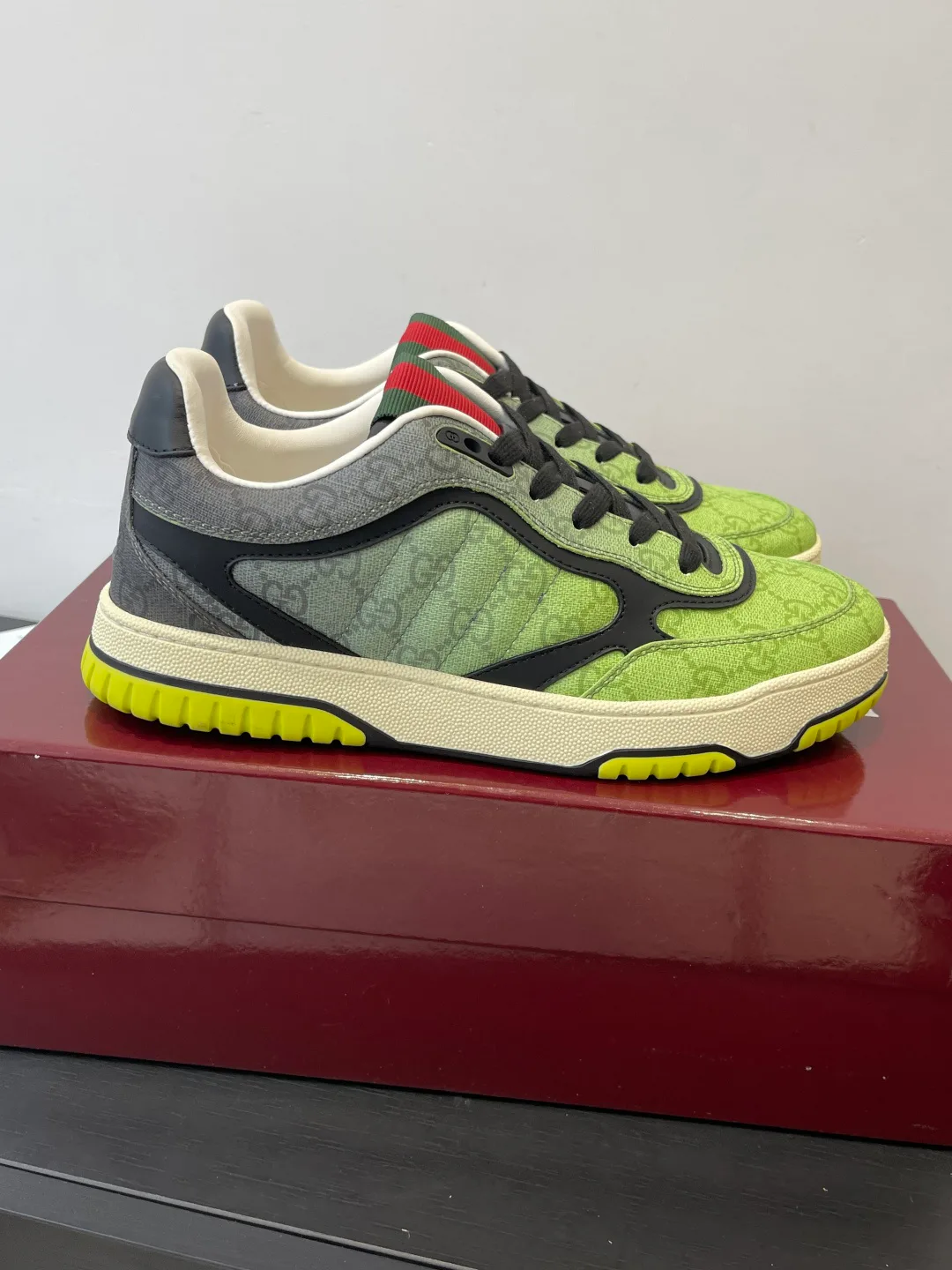 Кроссовки Женские Gucci 1088215