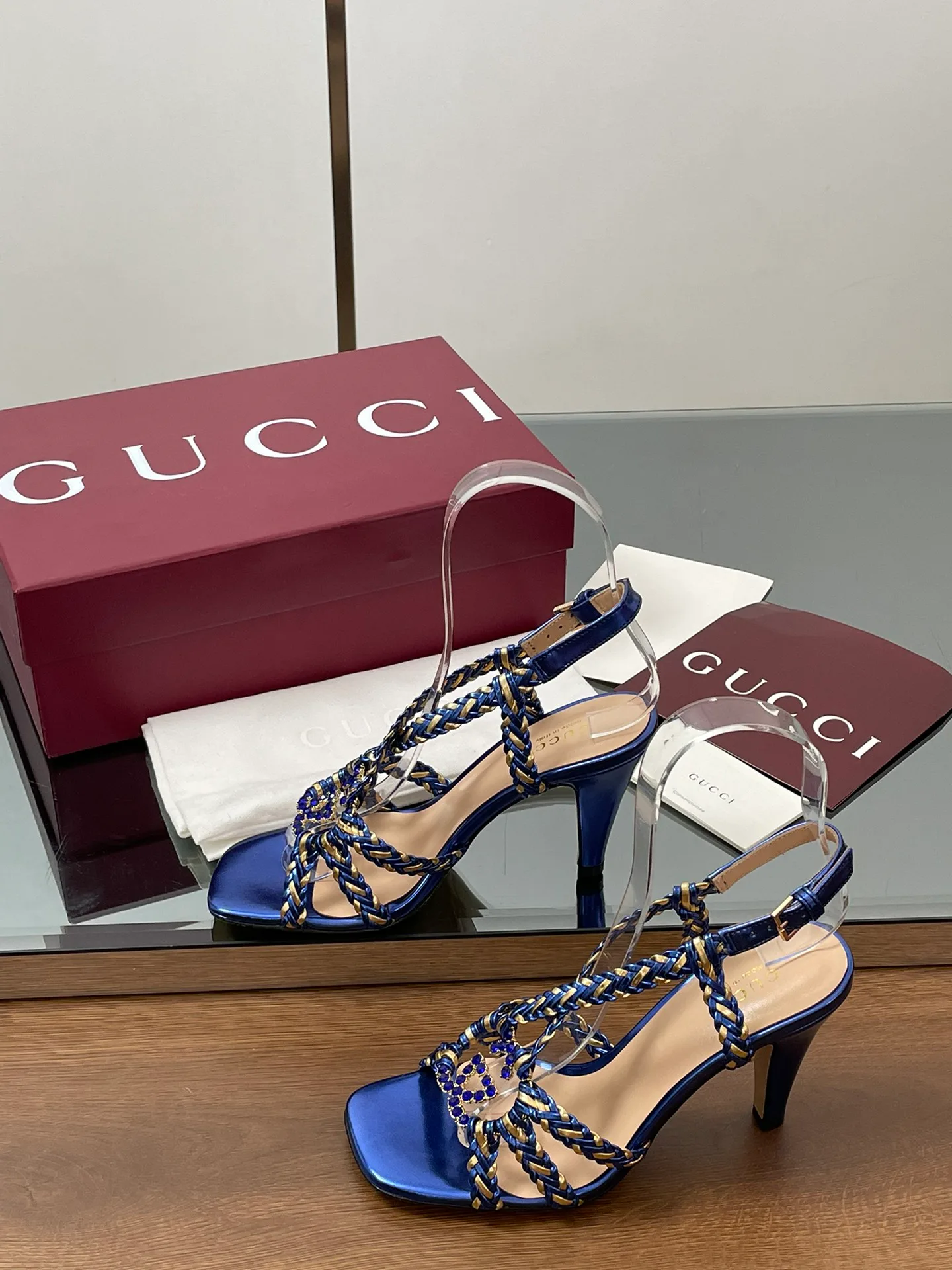 Босоножки Женские Gucci 11507554