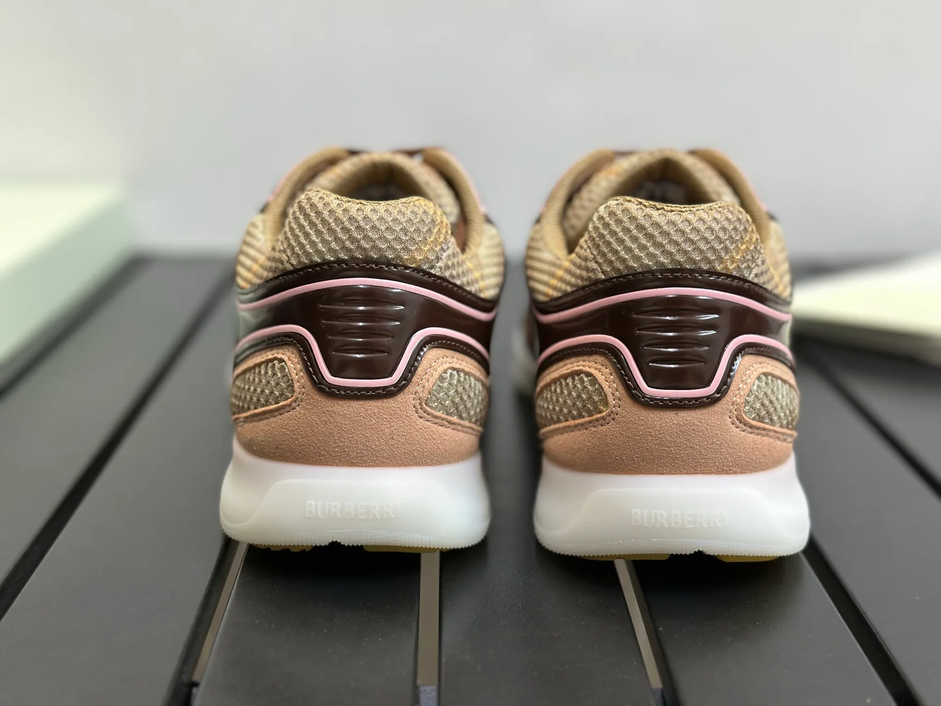 Кроссовки Мужские Burberry 17420352