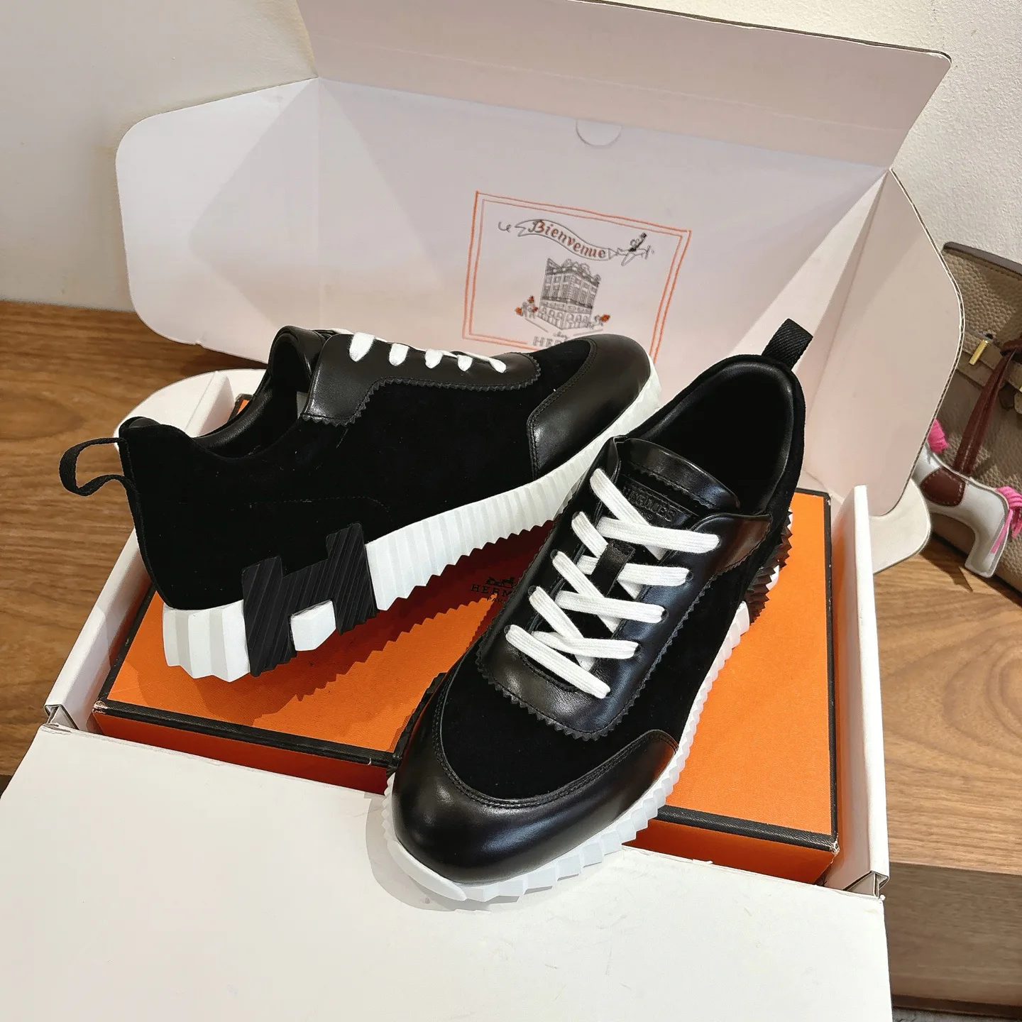 Кроссовки Женские Hermes 9915089