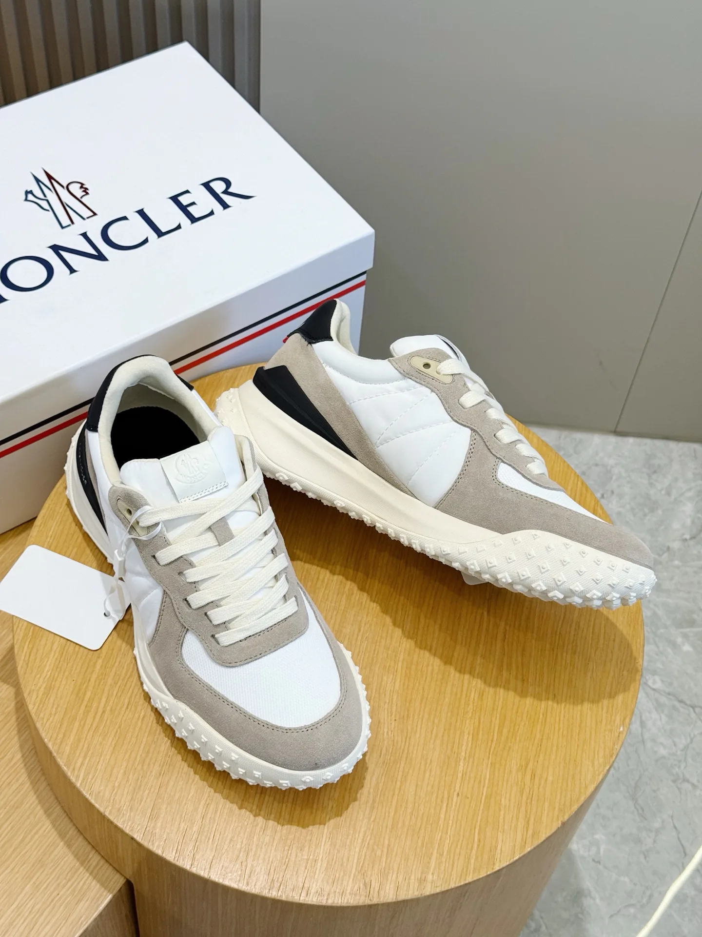 Кроссовки Мужские Moncler 18165298