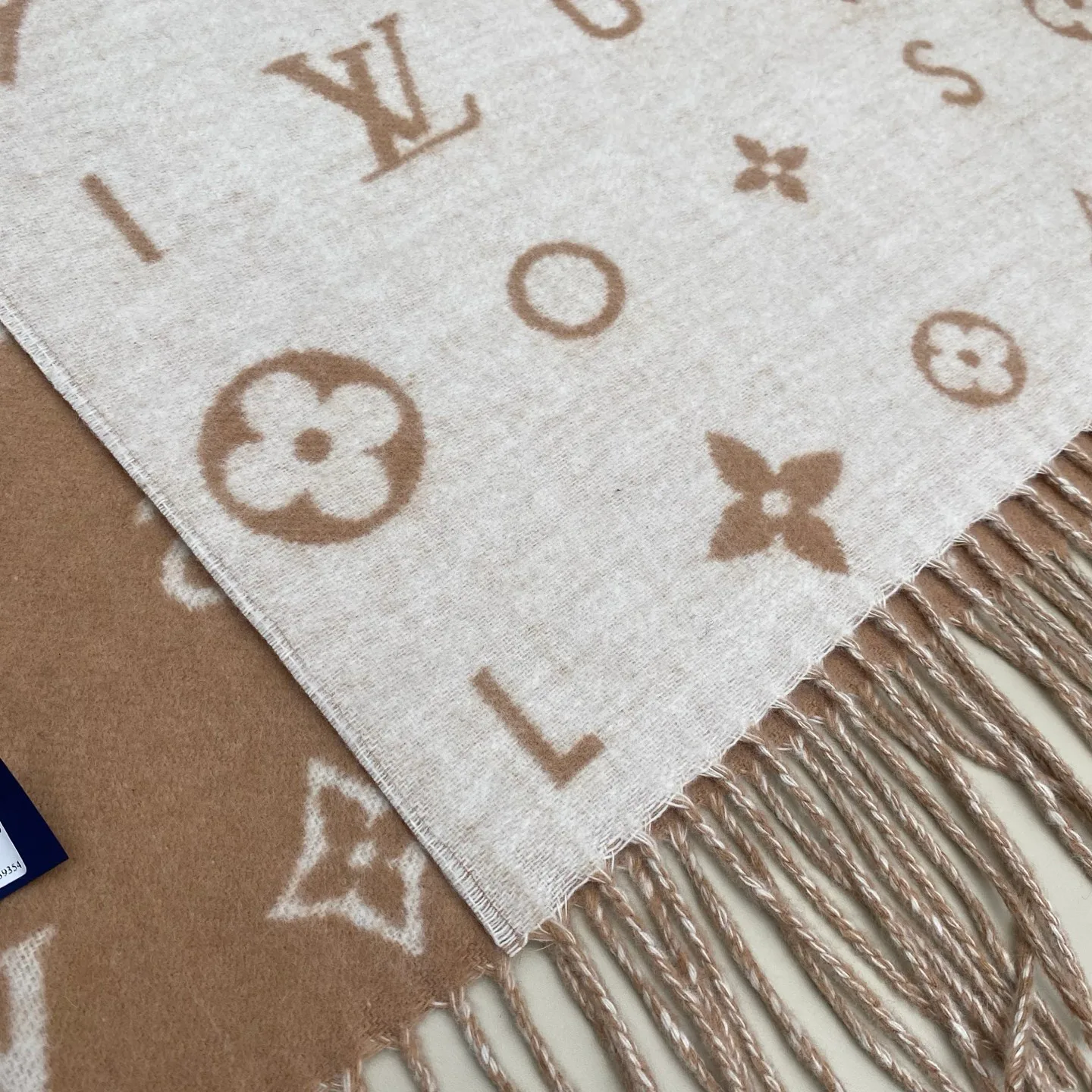 Шарфы Louis Vuitton 438506