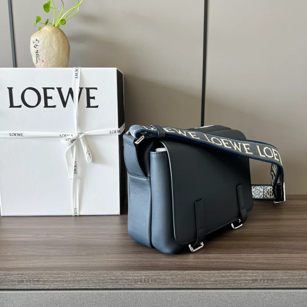 Сумки На Ремне Женские Loewe 11513644