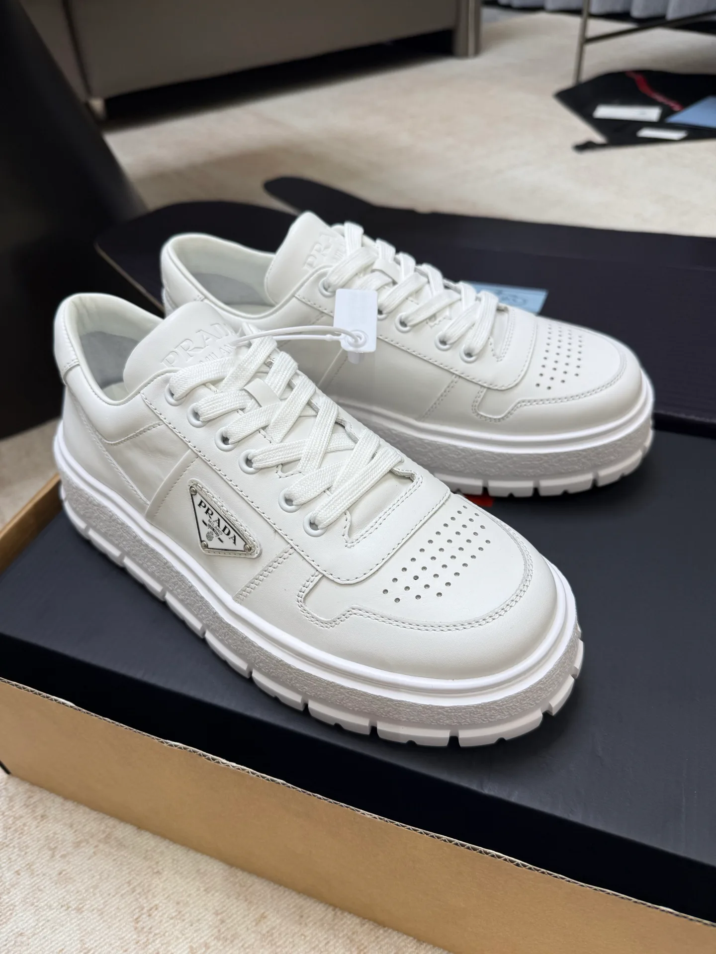 Кроссовки Мужские Prada 11411022
