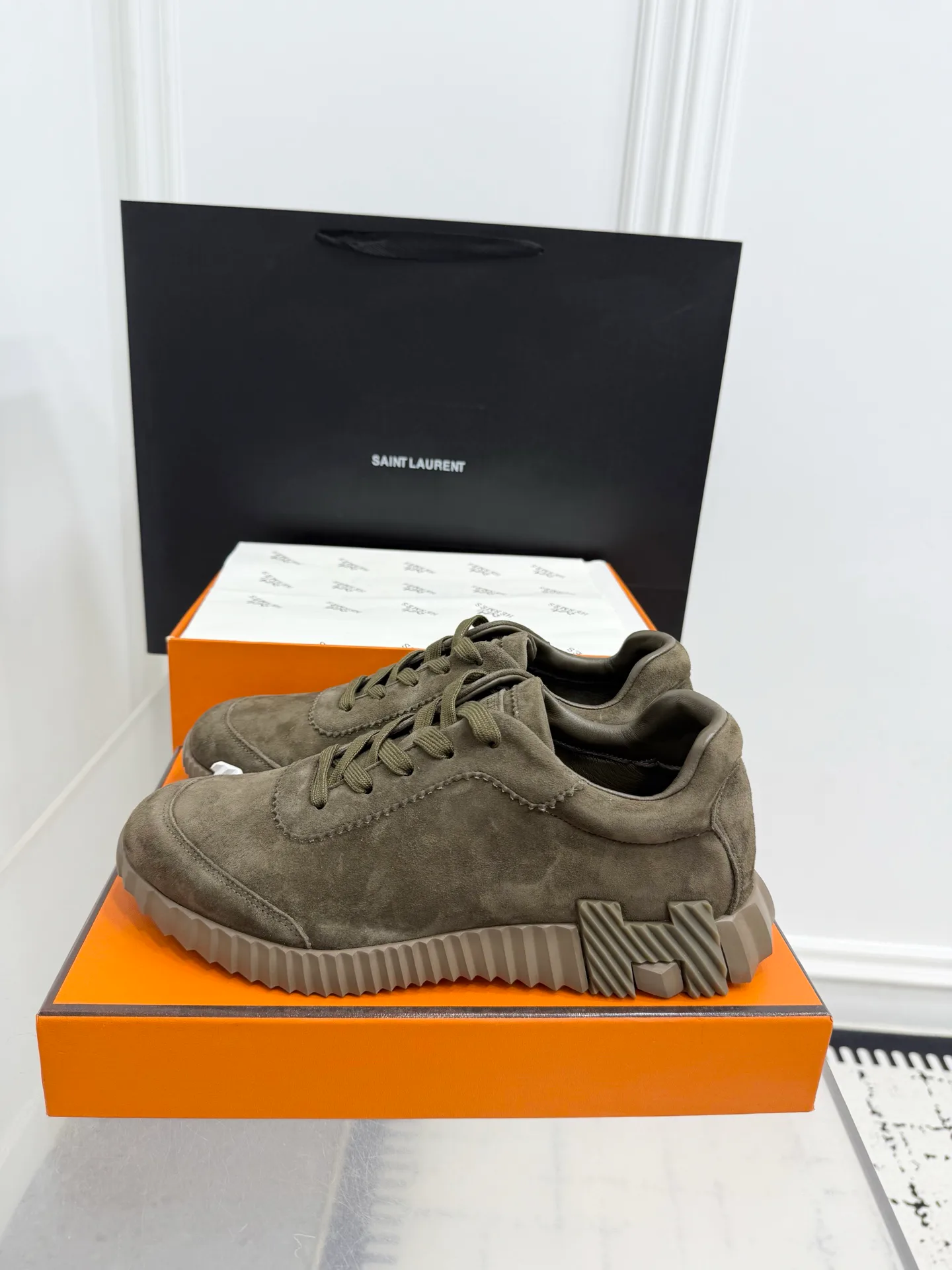 Кроссовки Женские Hermes 811927