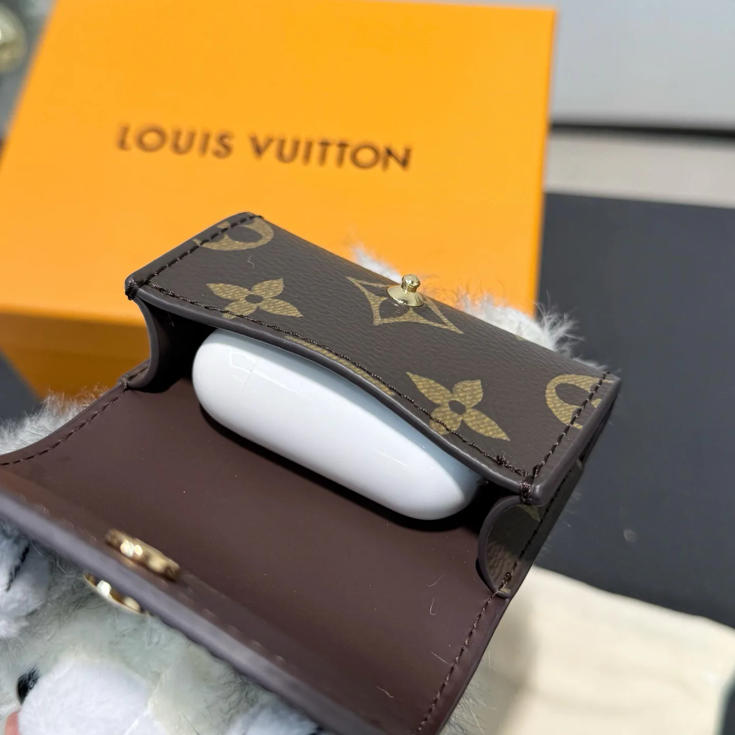 Ключницы Louis Vuitton 17886408