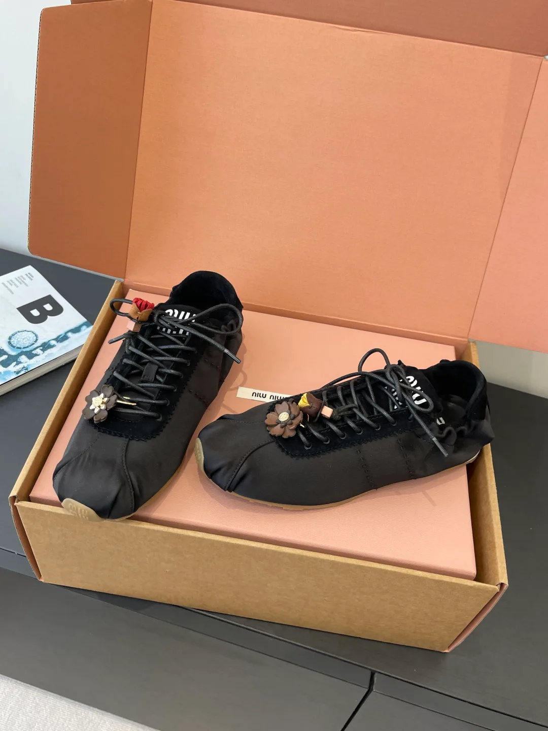 Кроссовки Женские Miu Miu 11165475