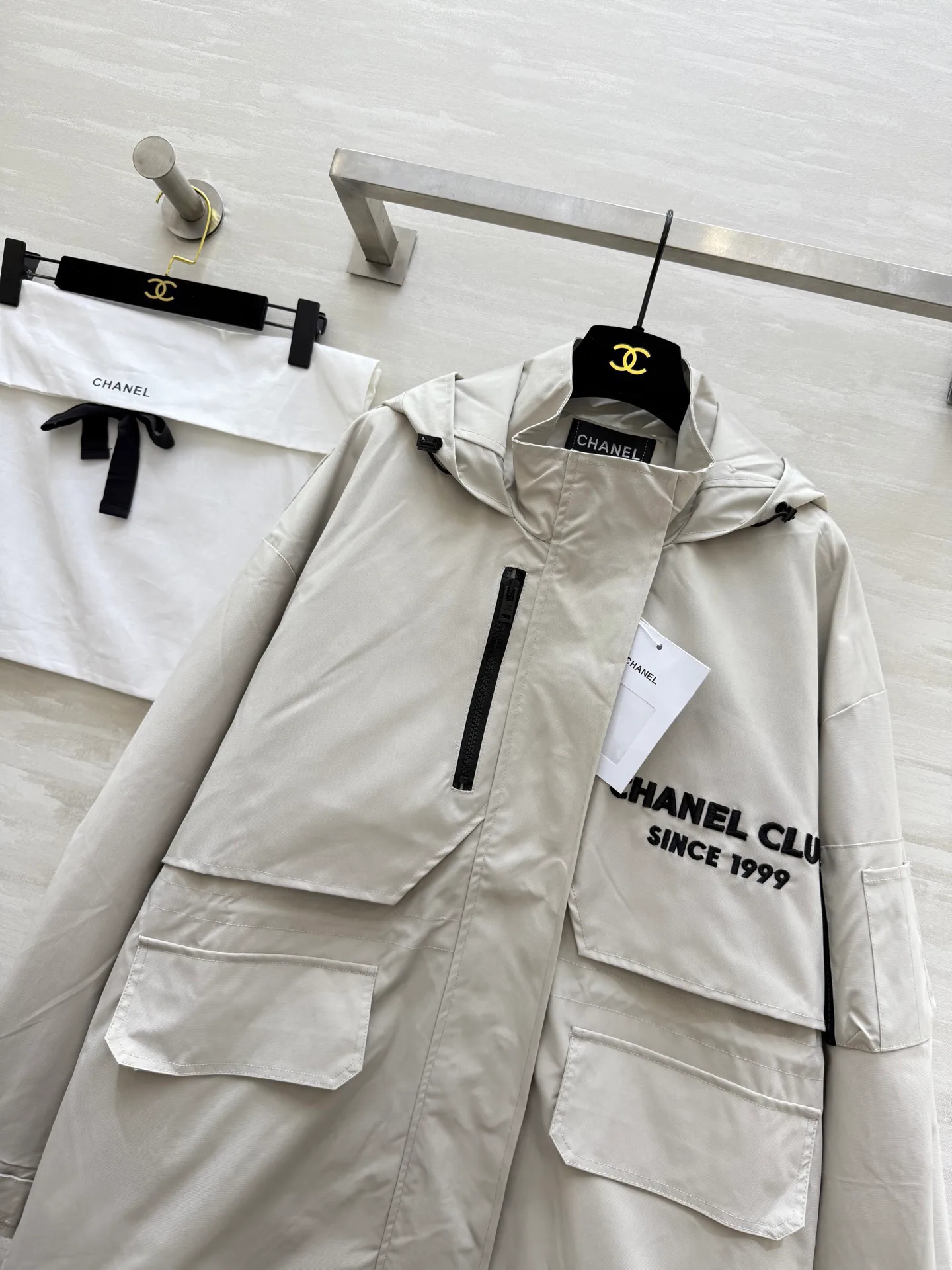 Куртки И Пуховики Мужские Chanel 10396611