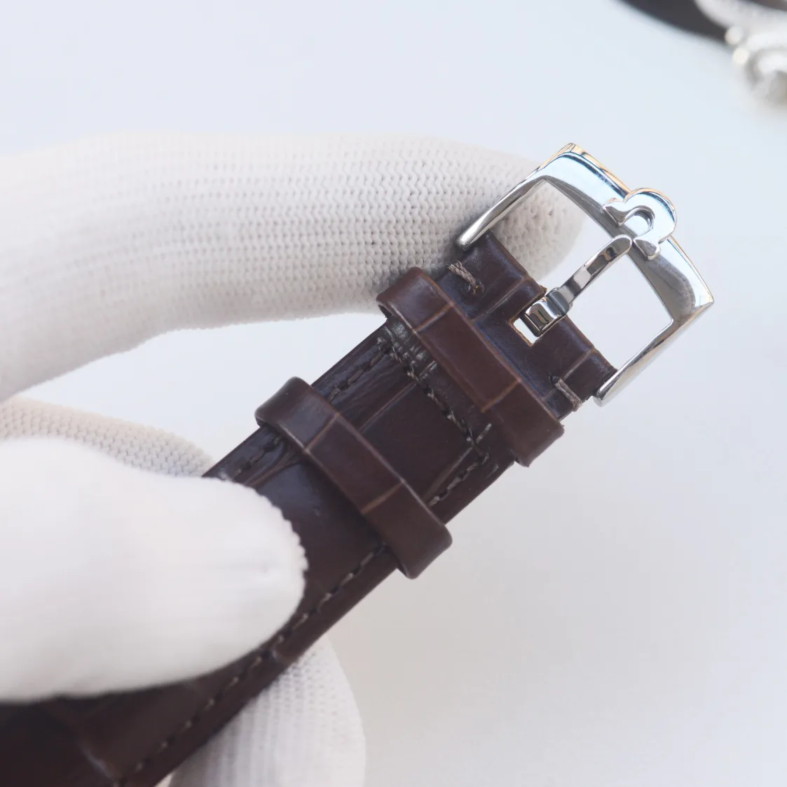 Часы Женские Omega 17120040