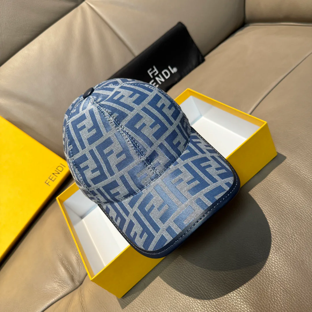 Головные Уборы Fendi 17515284